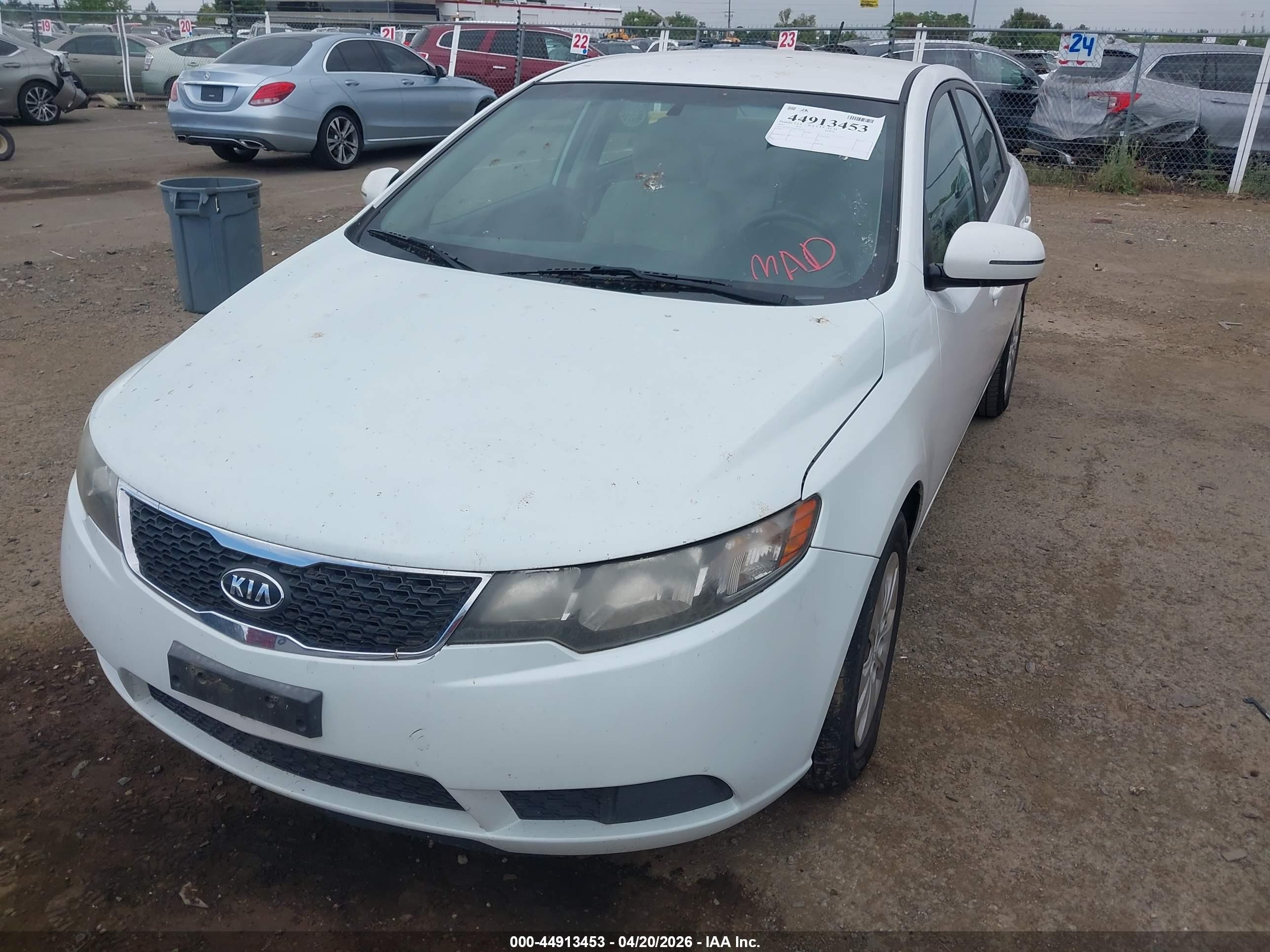 2013 Kia Forte Ex White vin: KNAFU4A26D5647613