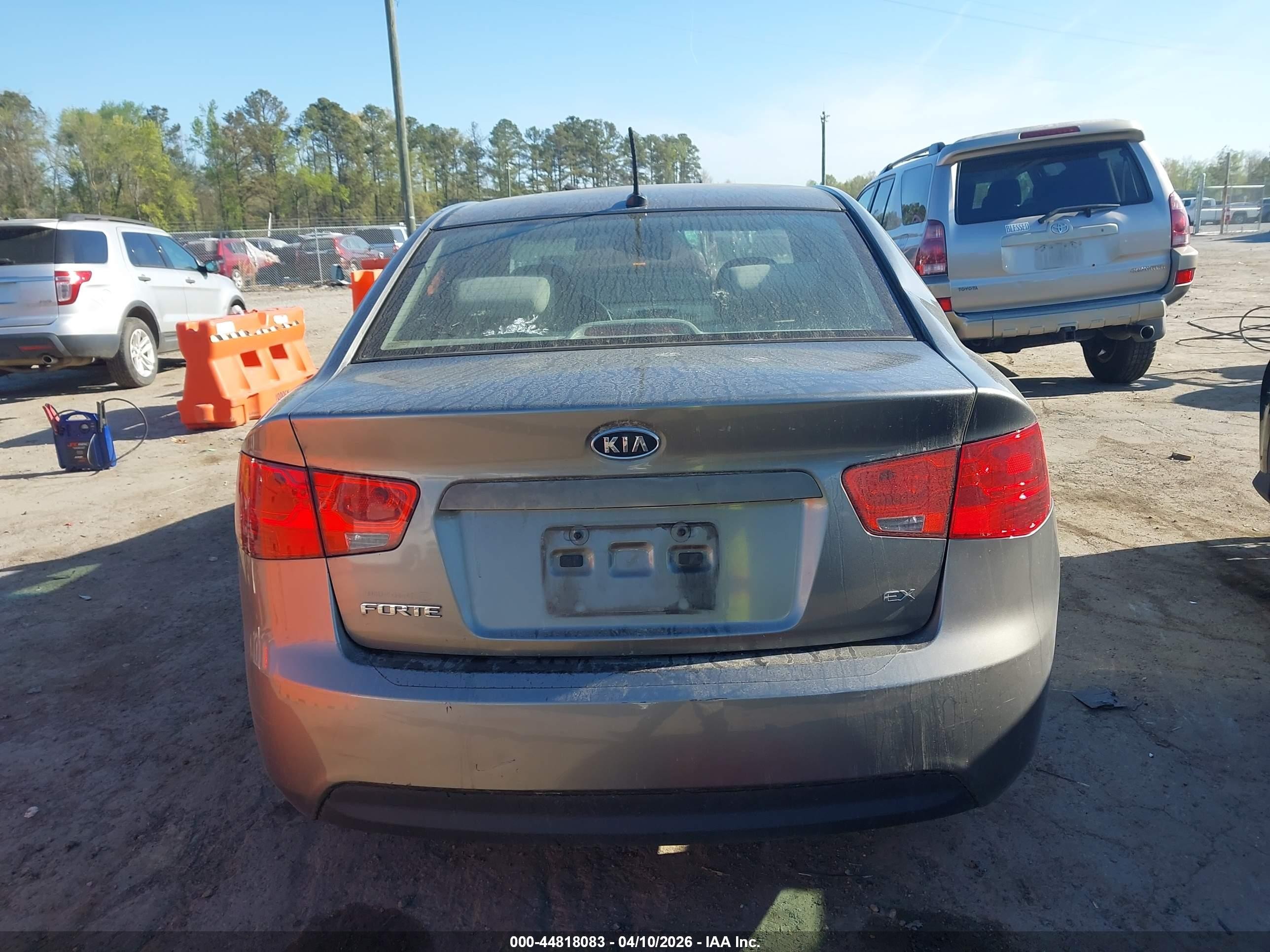2011 Kia Forte Ex Brown vin: KNAFU4A27B5434005