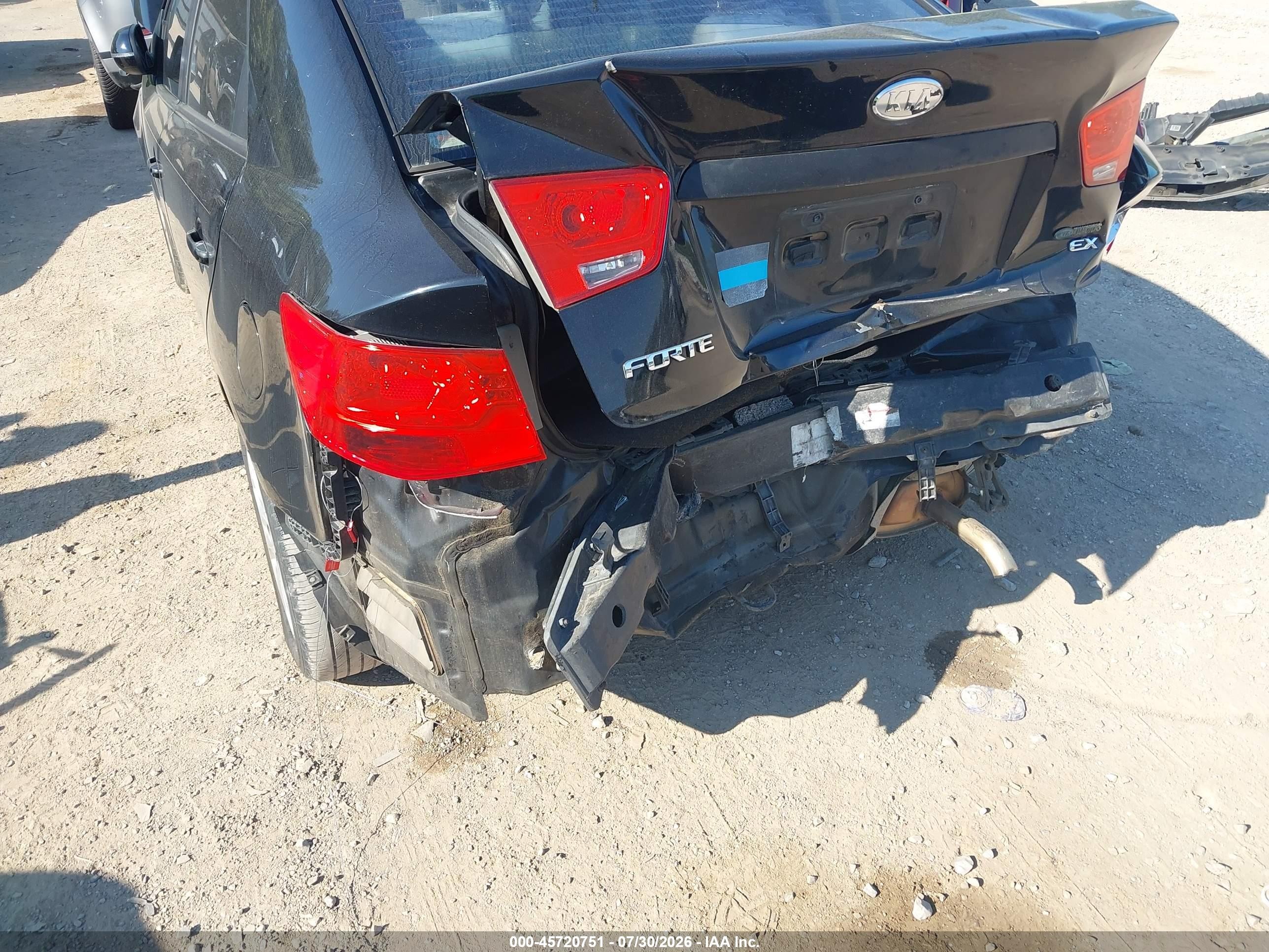 2011 Kia Forte Ex Черный vin: KNAFU4A27B5466338