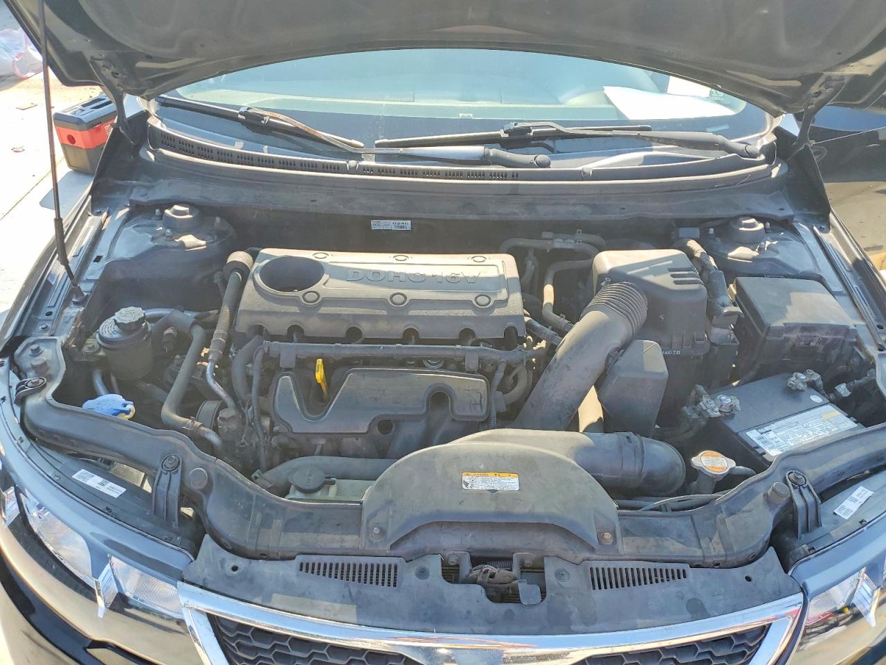 2012 Kia Forte Black vin: KNAFU4A27C5561936