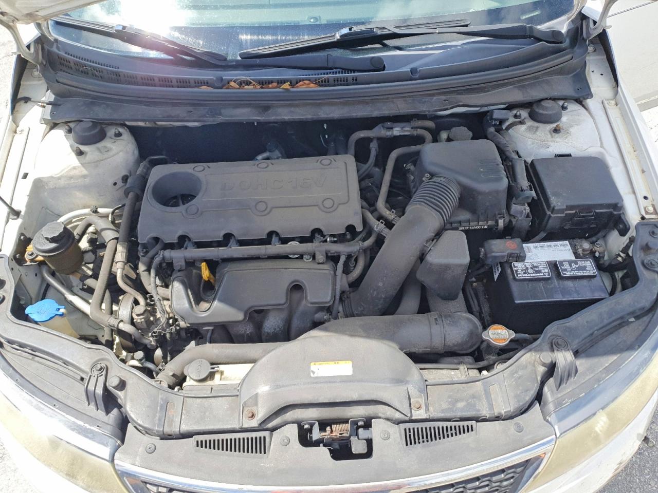 2011 Kia Forte Ex White vin: KNAFU4A28B5339209