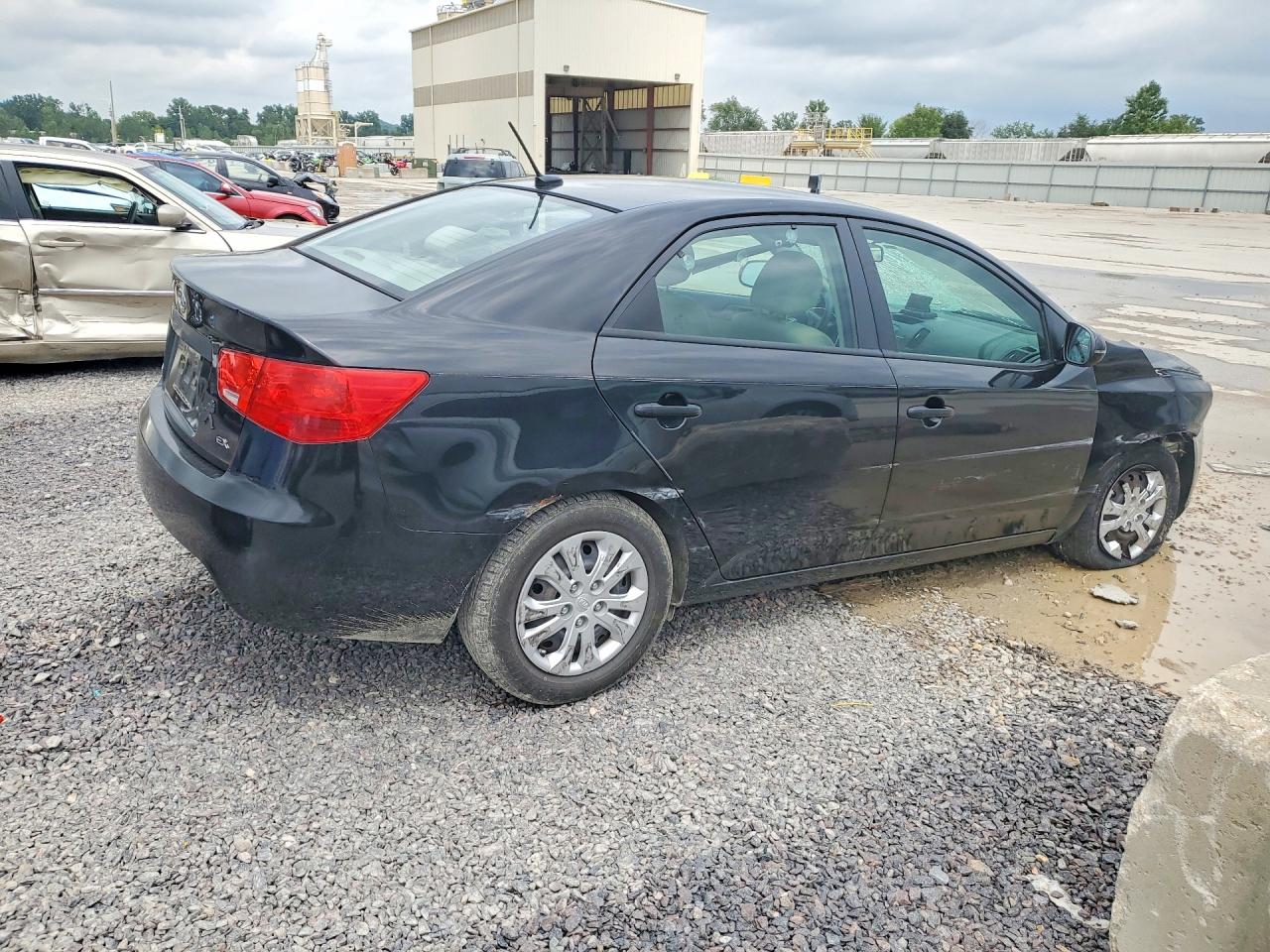 2011 Kia Forte Ex Black vin: KNAFU4A28B5374641