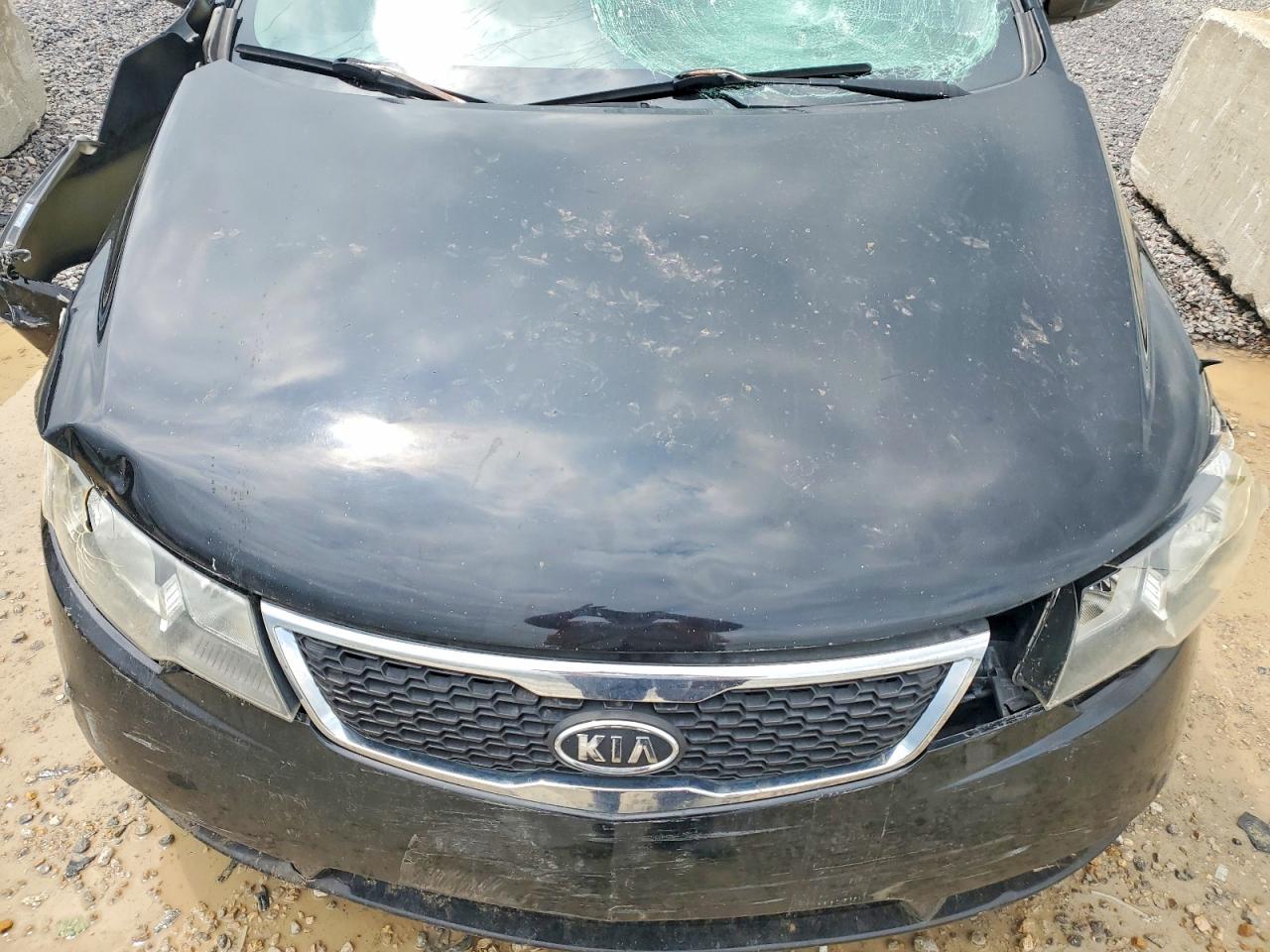 2011 Kia Forte Ex Black vin: KNAFU4A28B5374641