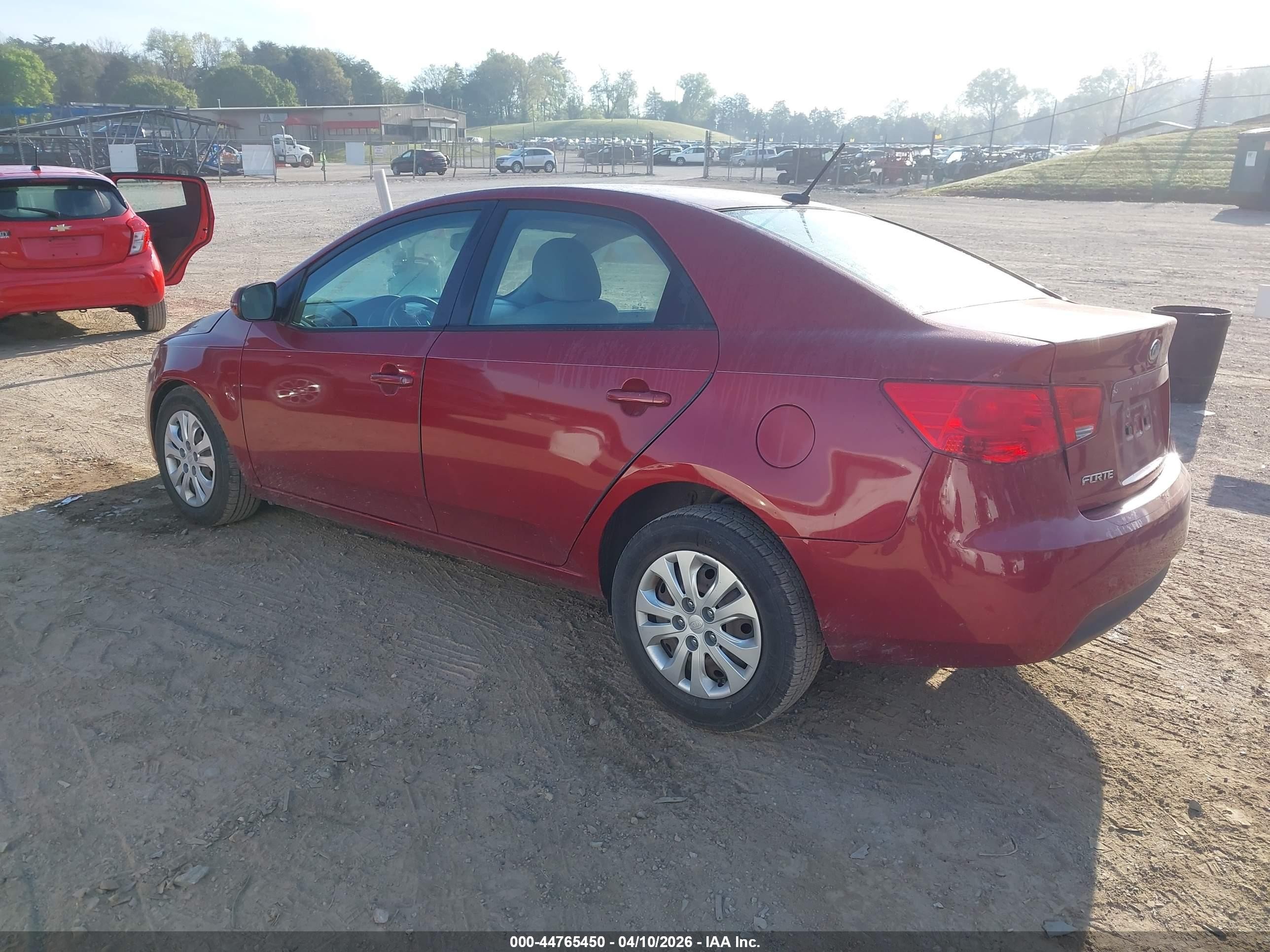 2011 Kia Forte Ex Красный vin: KNAFU4A28B5419884