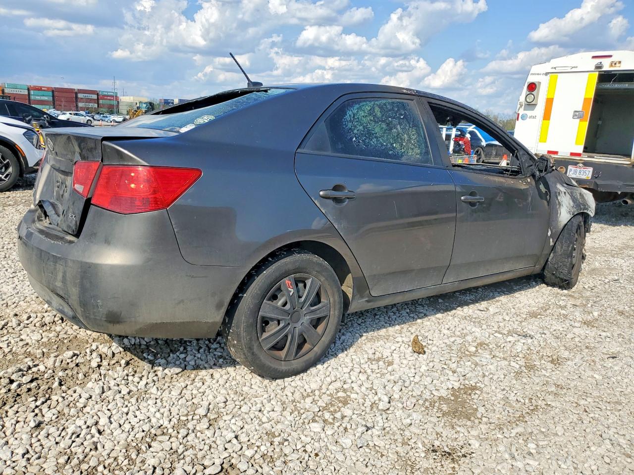 2011 Kia Forte Ex Золотой vin: KNAFU4A28B5425328