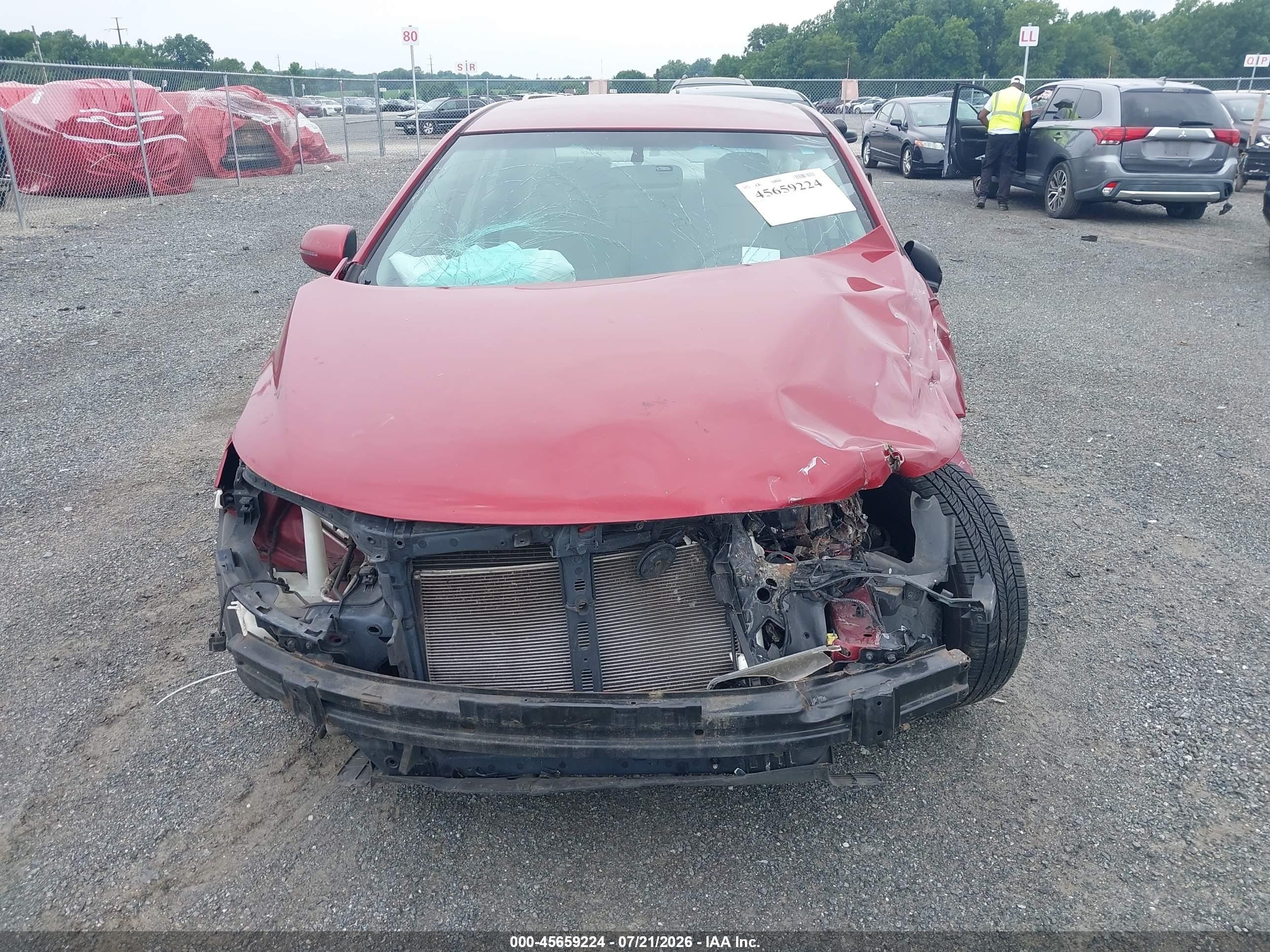 2011 Kia Forte Ex Red vin: KNAFU4A28B5890949