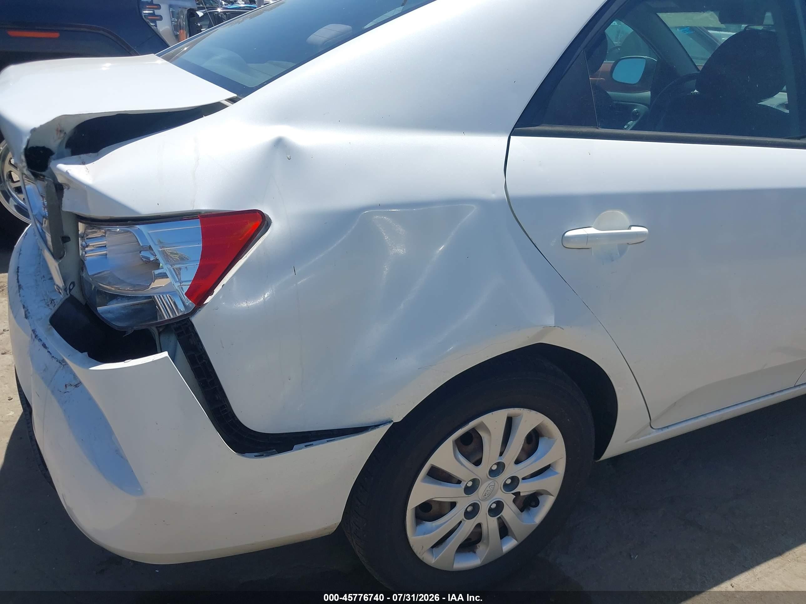 2012 Kia Forte Ex White vin: KNAFU4A28C5510087