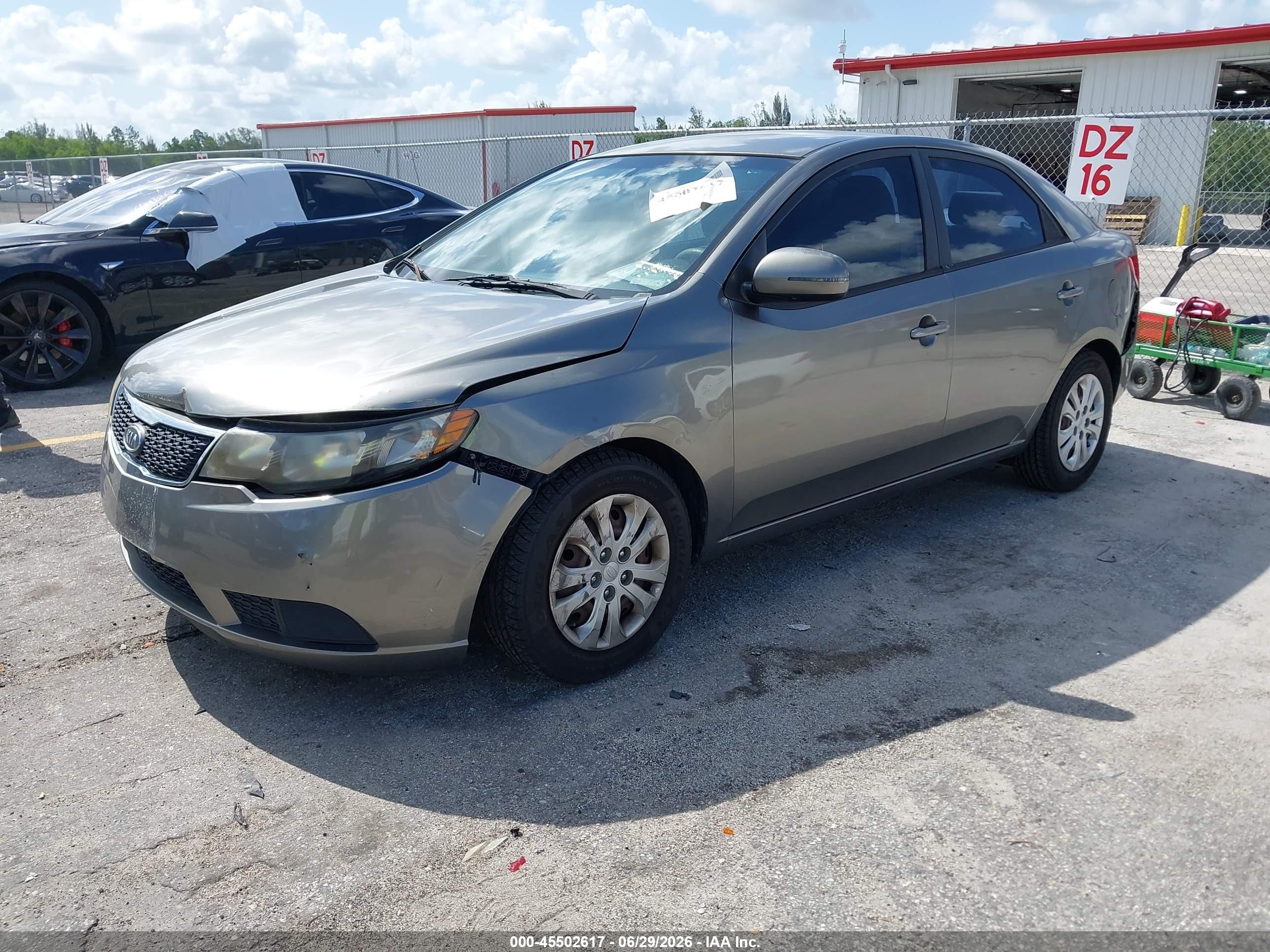 2012 Kia Forte Ex Серый vin: KNAFU4A28C5570581