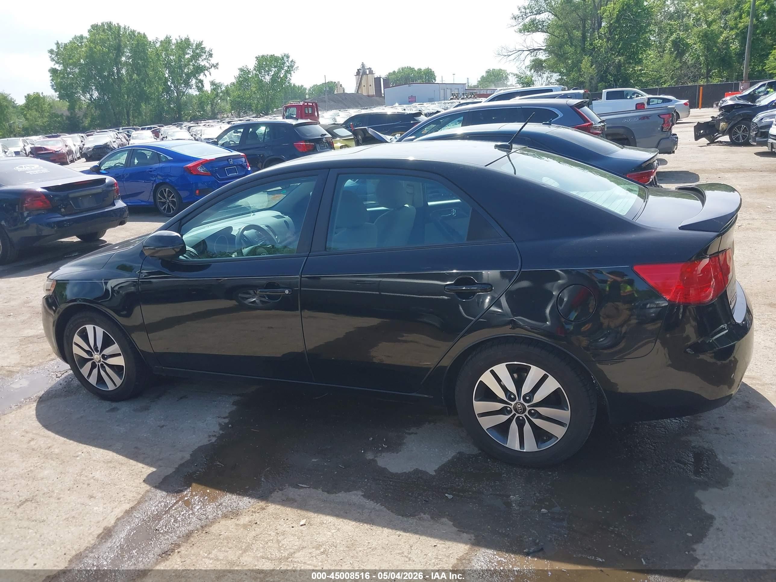 2013 Kia Forte Ex Black vin: KNAFU4A28D5681889
