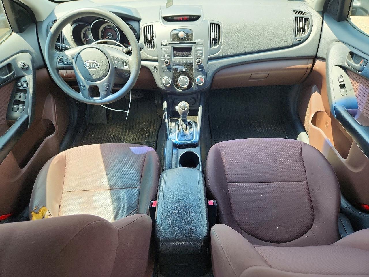 2011 Kia Forte Ex Maroon vin: KNAFU4A29B5328025