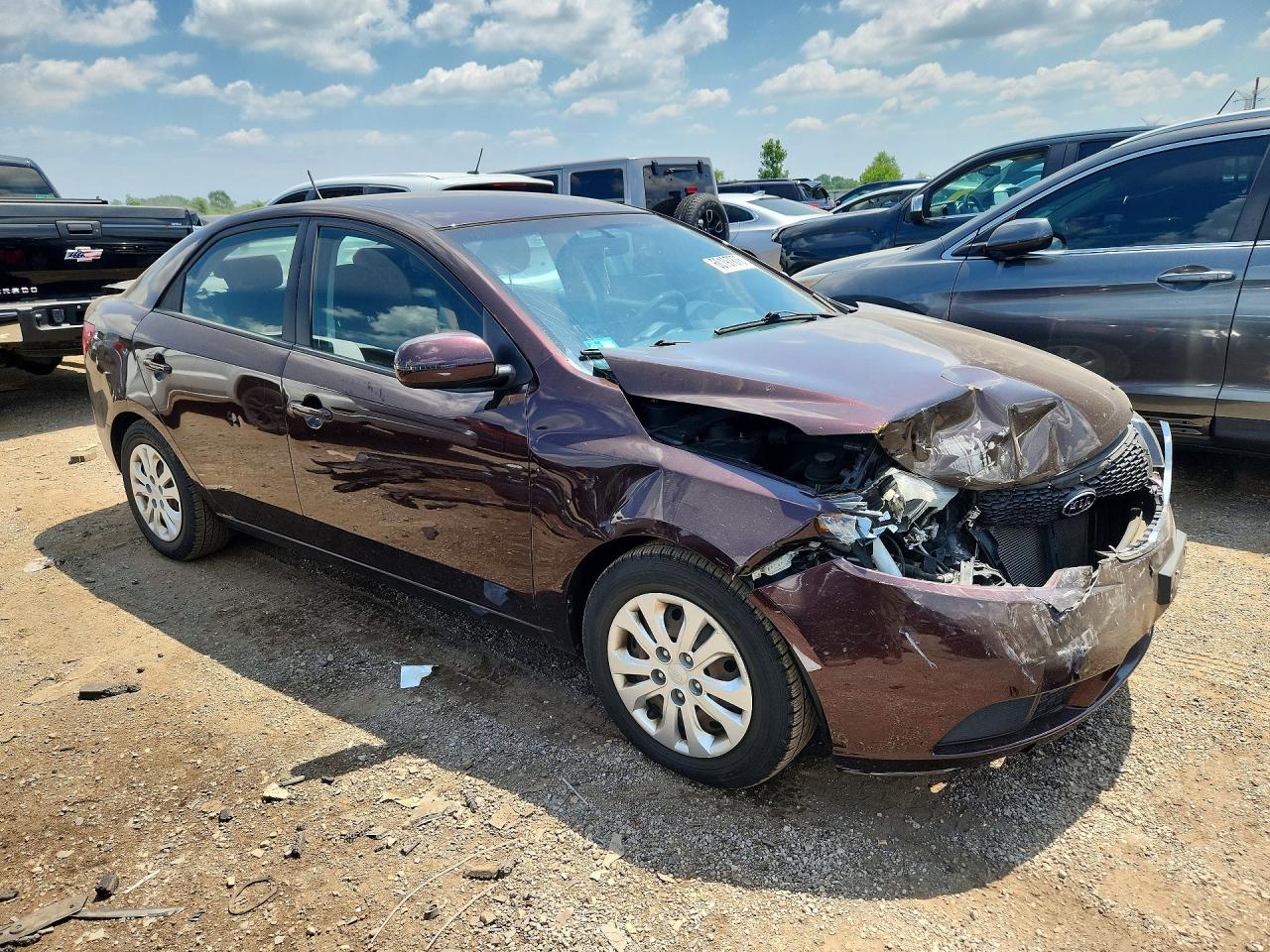2011 Kia Forte Ex Maroon vin: KNAFU4A29B5328025