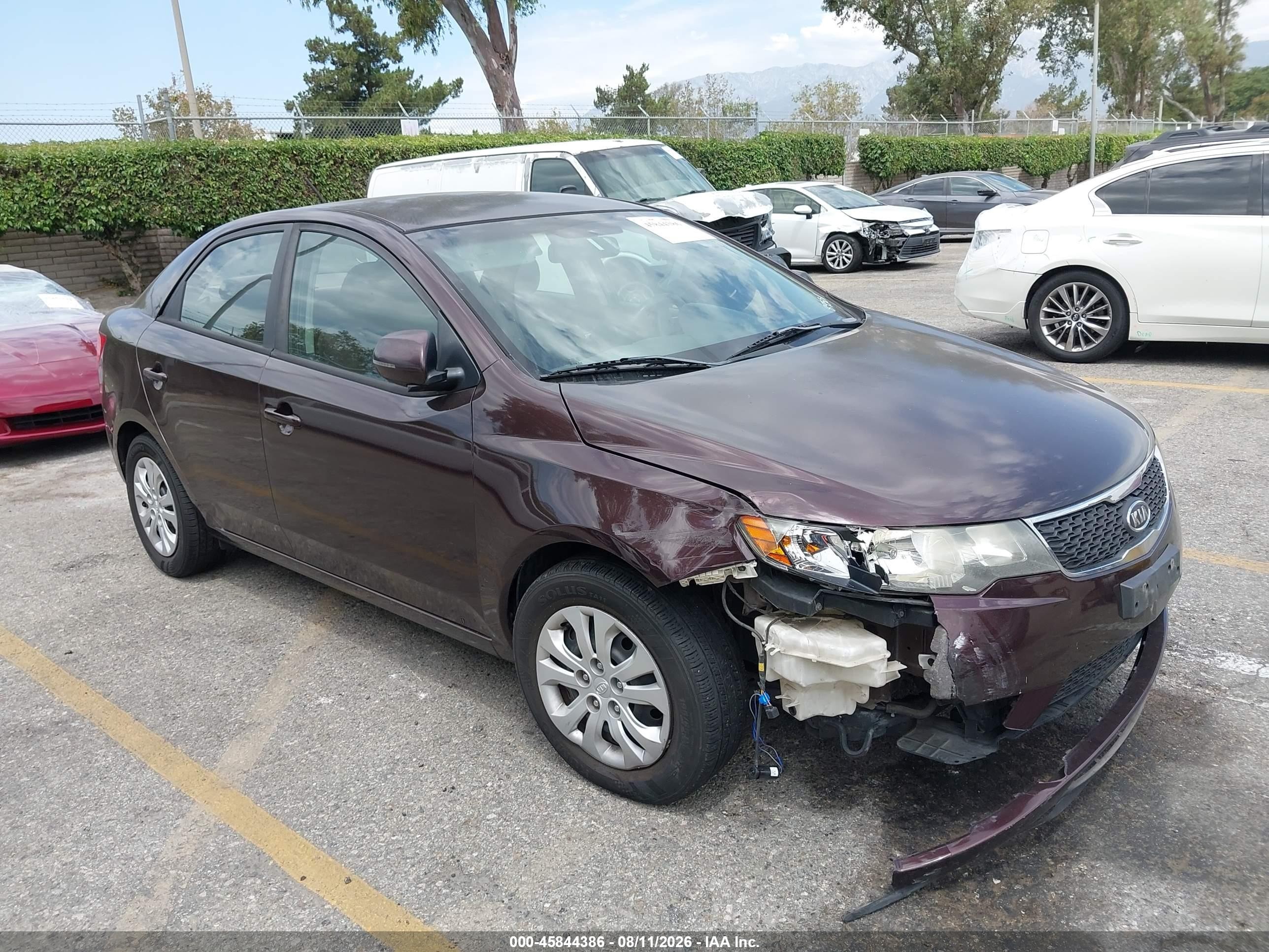 2011 Kia Forte Ex Burgundy vin: KNAFU4A29B5360585