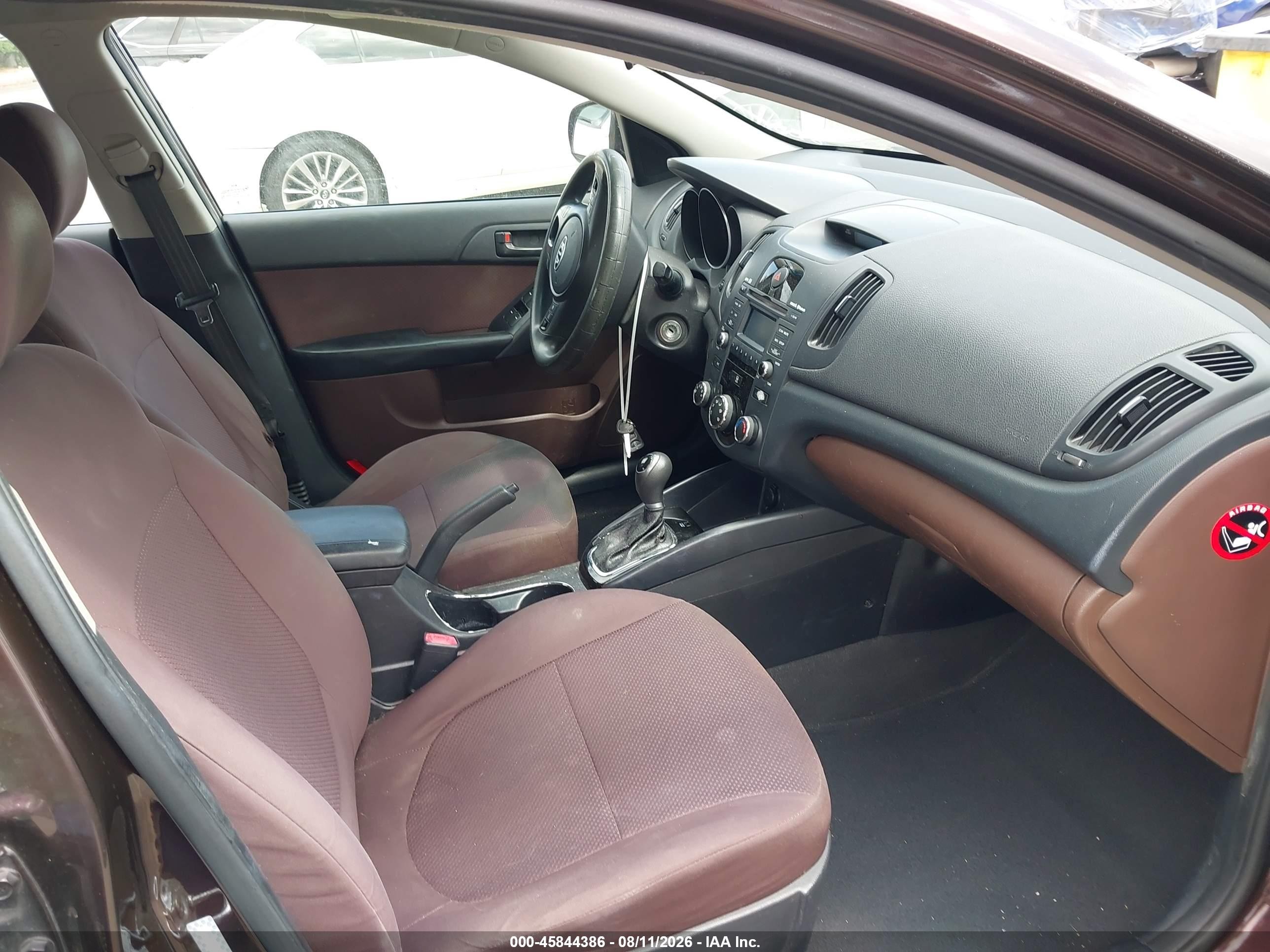 2011 Kia Forte Ex Burgundy vin: KNAFU4A29B5360585