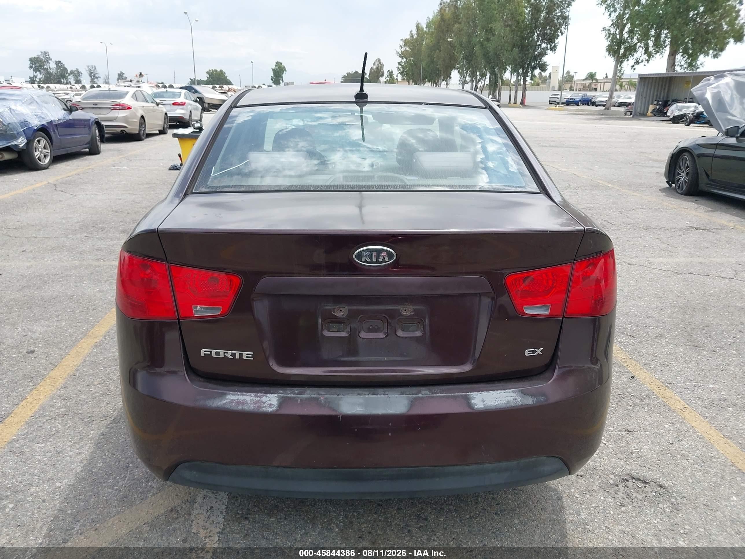 2011 Kia Forte Ex Burgundy vin: KNAFU4A29B5360585