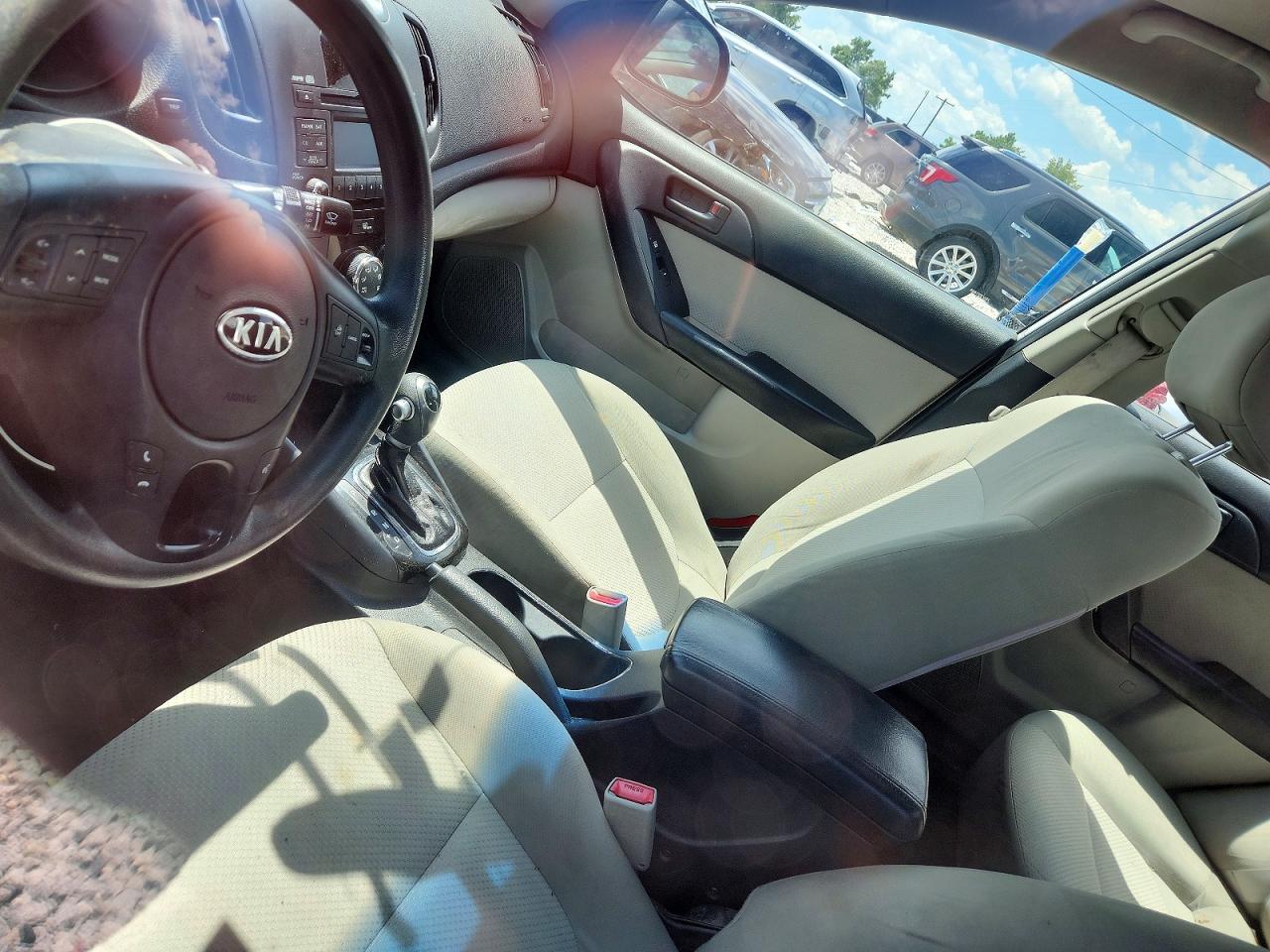 2011 Kia Forte Ex White vin: KNAFU4A29B5394090