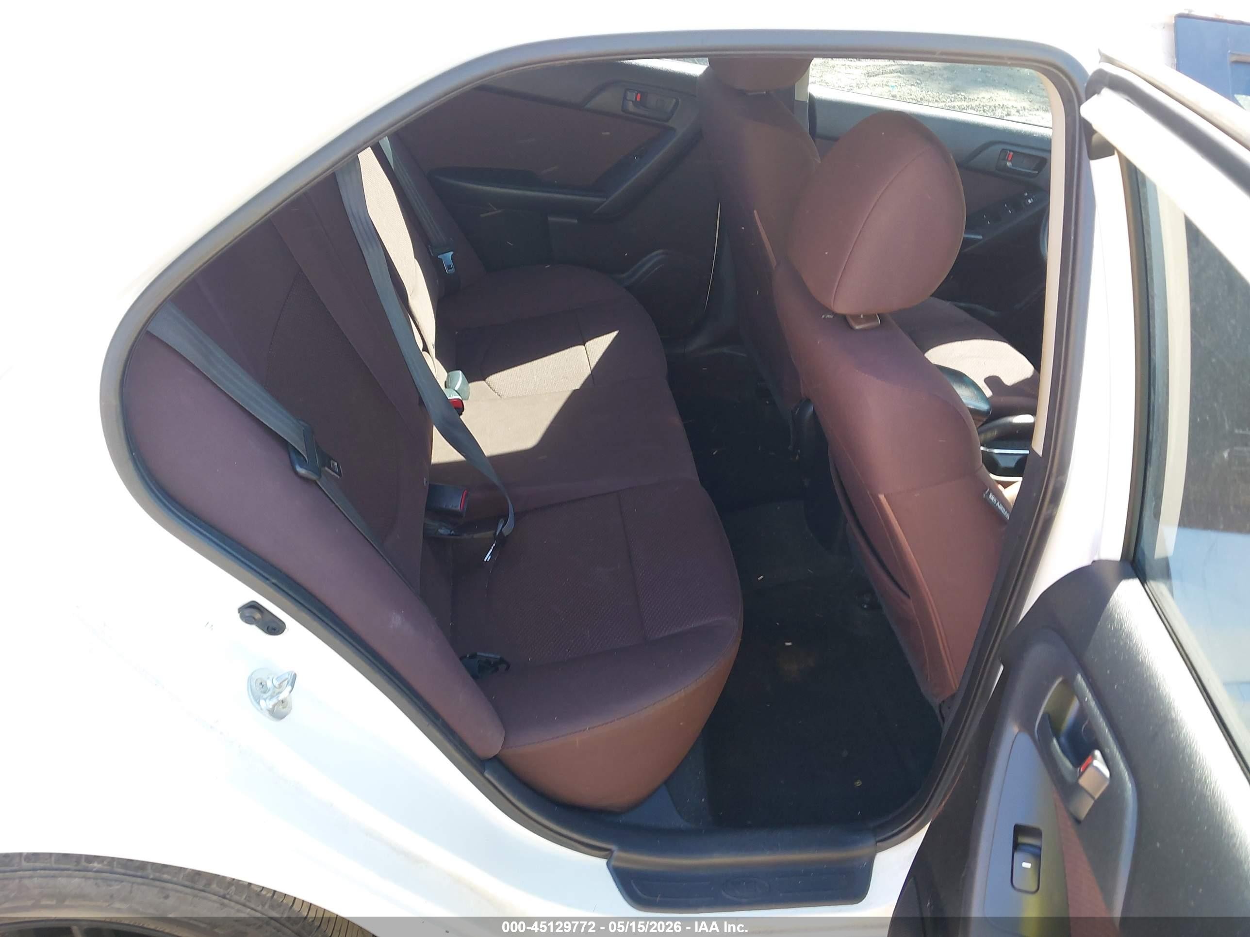 2011 Kia Forte Ex Белый vin: KNAFU4A29B5395871