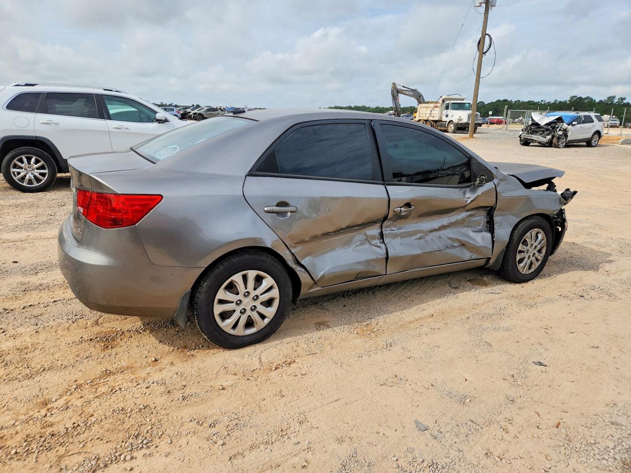 2012 Kia Forte Gray vin: KNAFU4A29C5558178