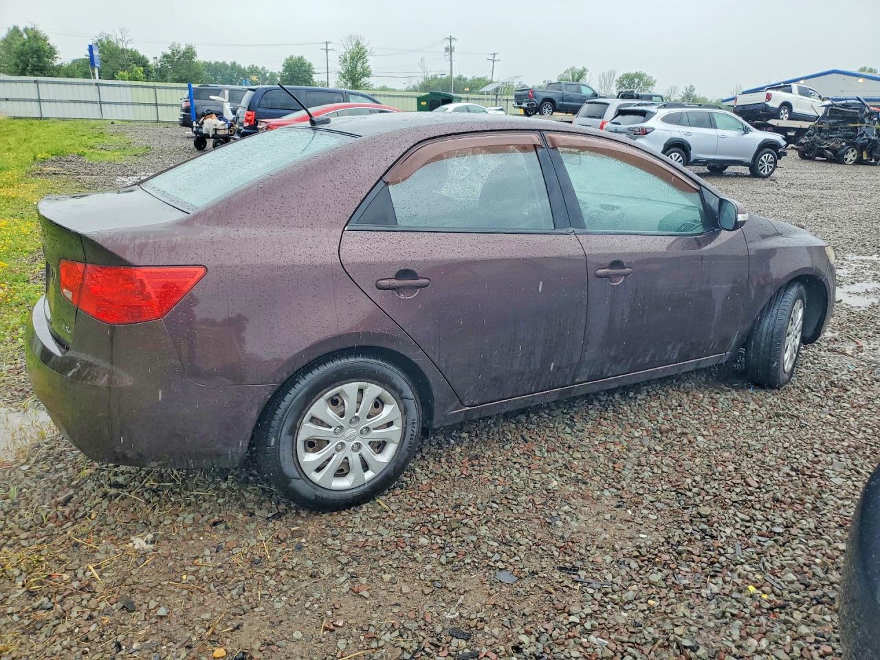 2010 Kia Forte Ex Burgundy vin: KNAFU4A2XA5174441