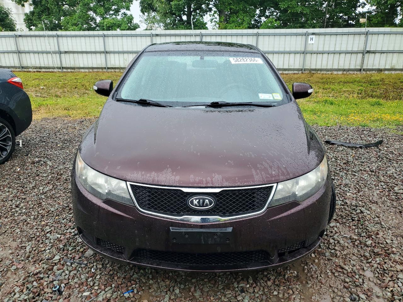 2010 Kia Forte Ex Burgundy vin: KNAFU4A2XA5174441