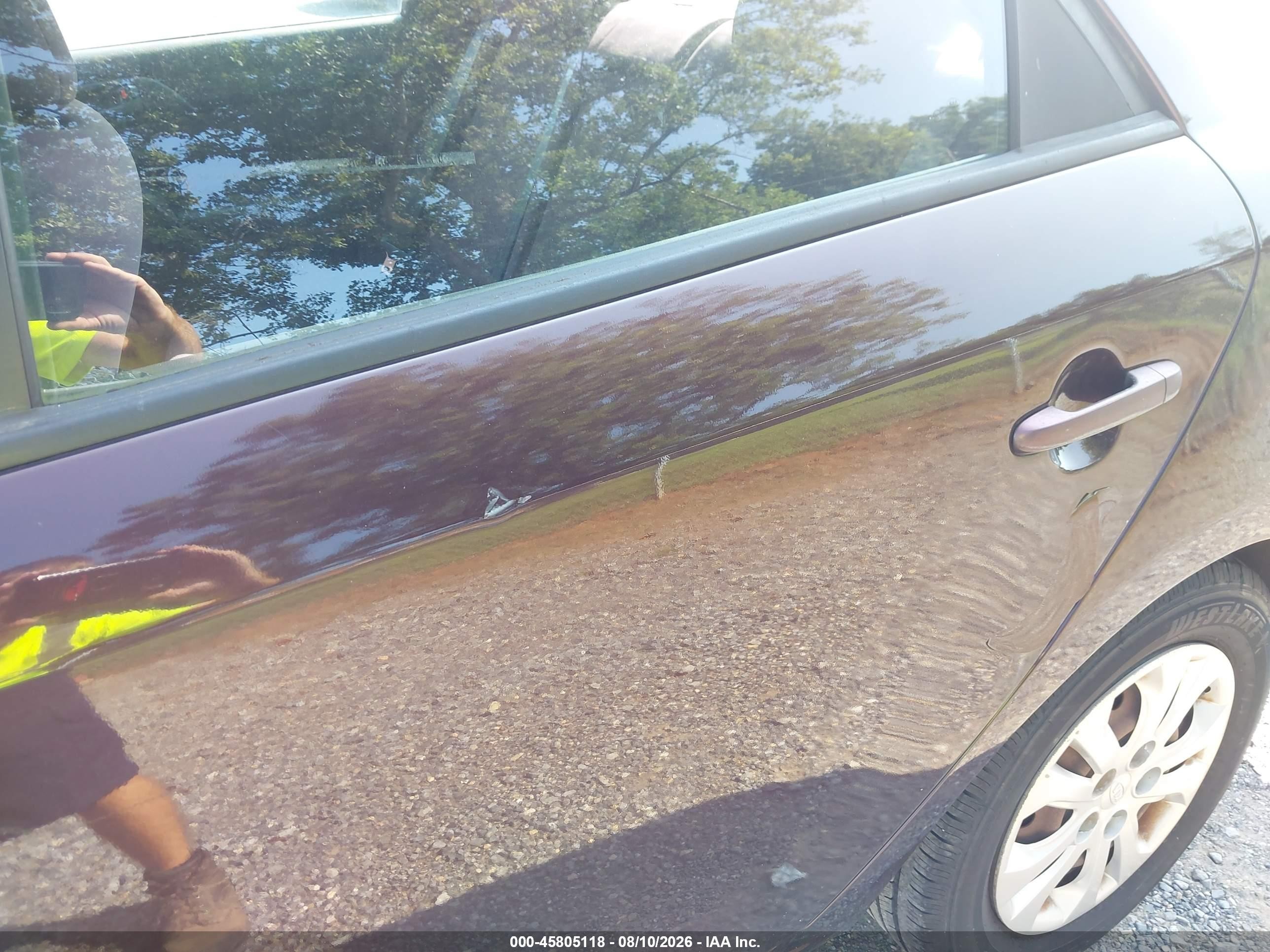 2010 Kia Forte Ex Red vin: KNAFU4A2XA5815510