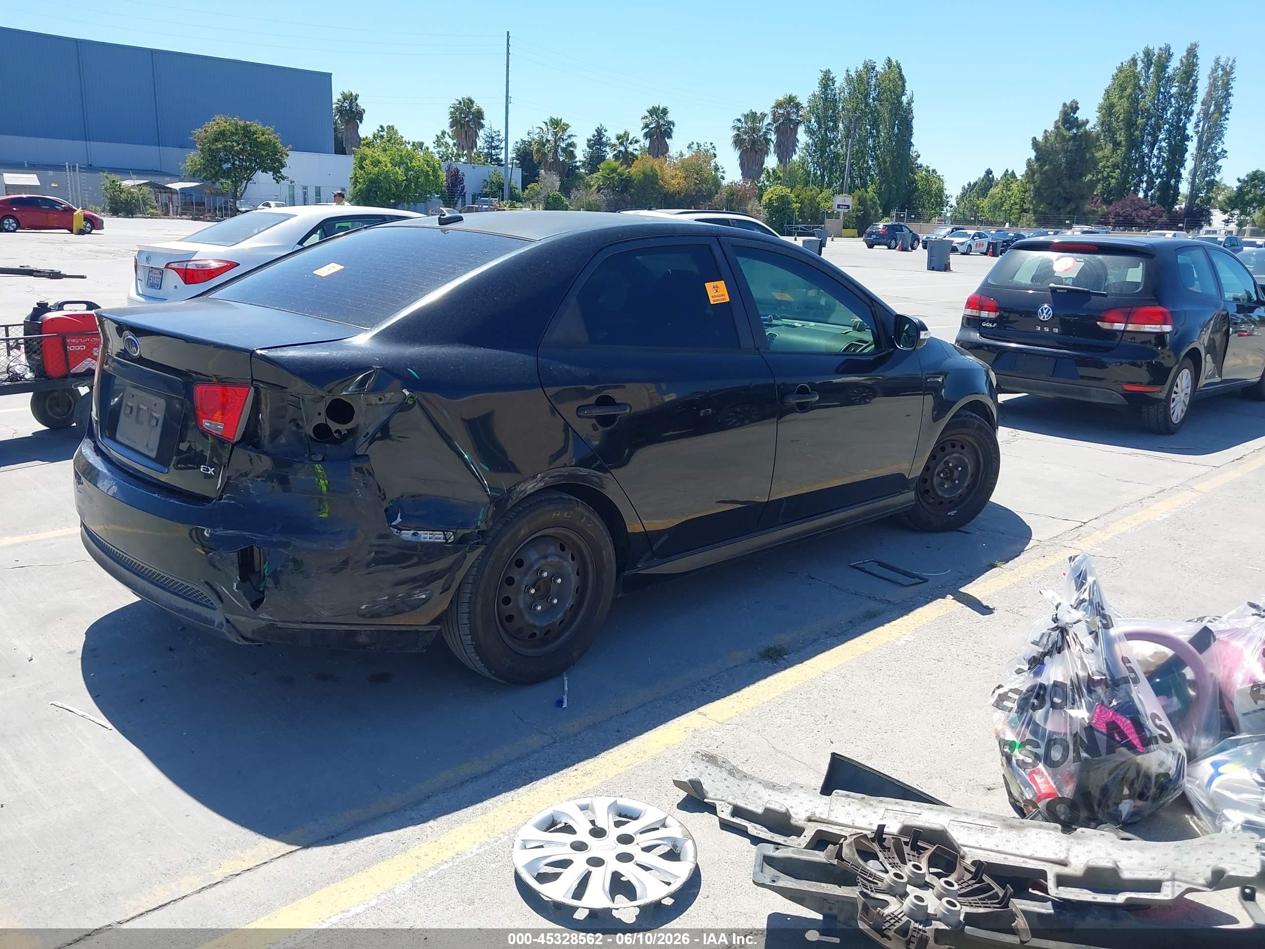 2010 Kia Forte Ex Black vin: KNAFU4A2XA5859202