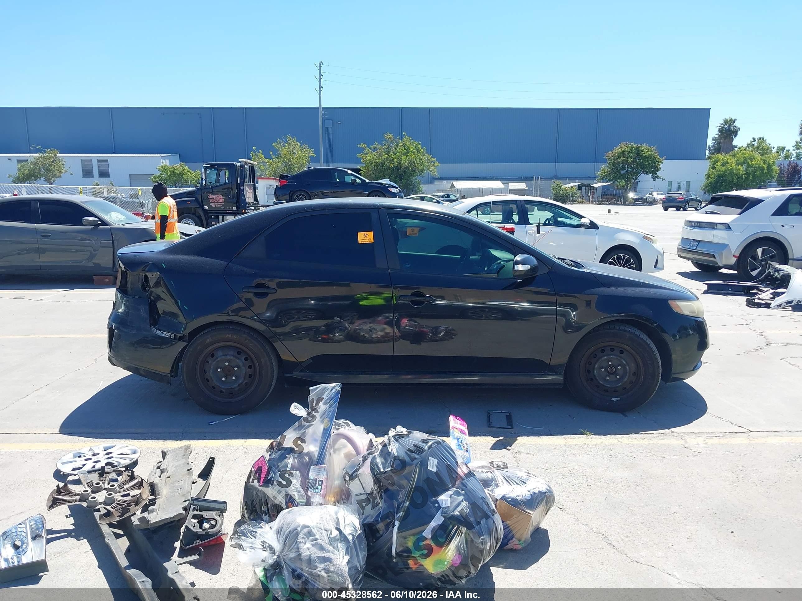 2010 Kia Forte Ex Black vin: KNAFU4A2XA5859202