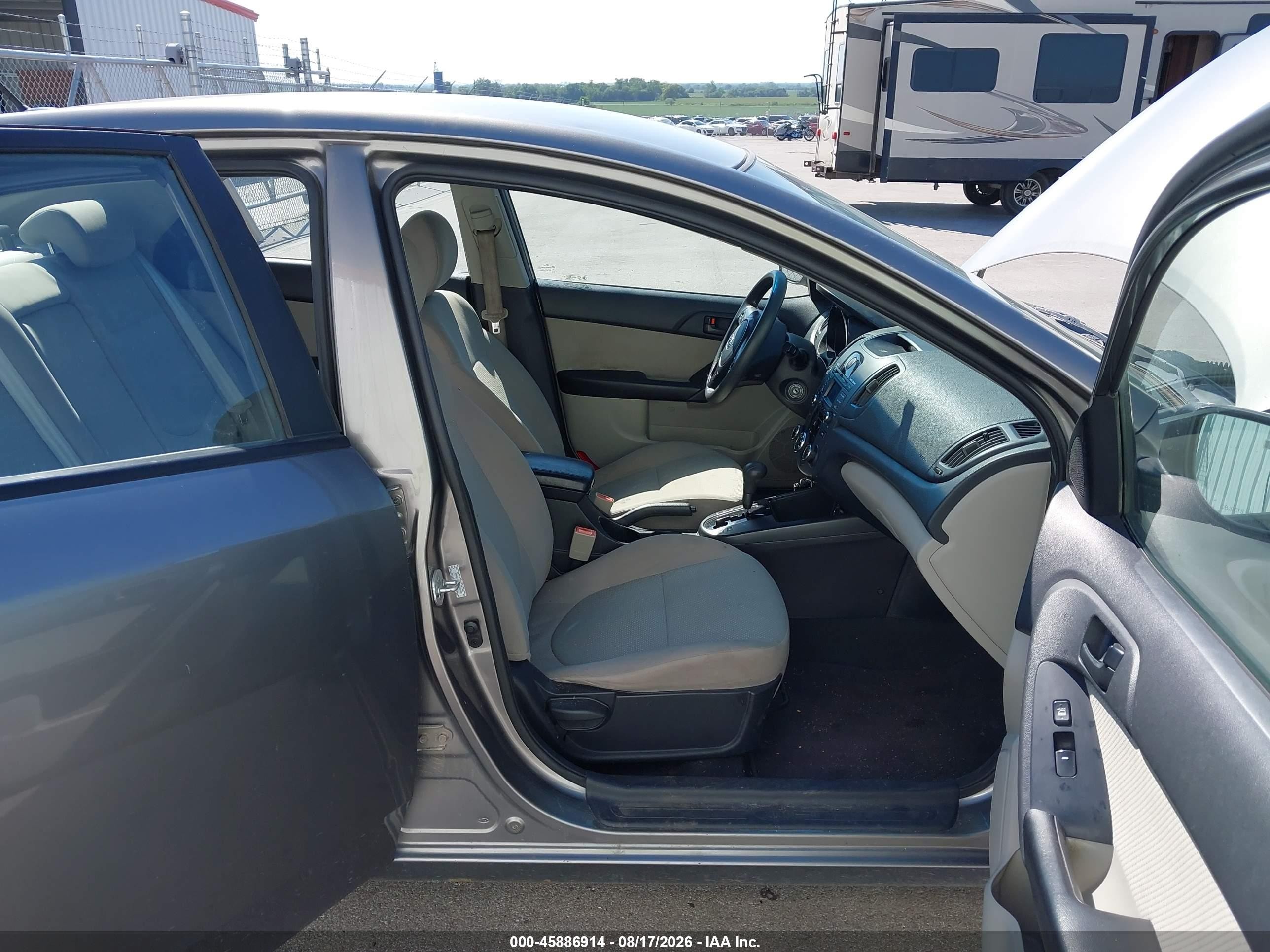 2010 Kia Forte Ex Gray vin: KNAFU4A2XA5860169
