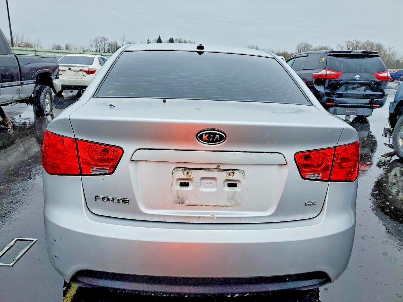2011 Kia Forte Ex Silver vin: KNAFU4A2XB5406506