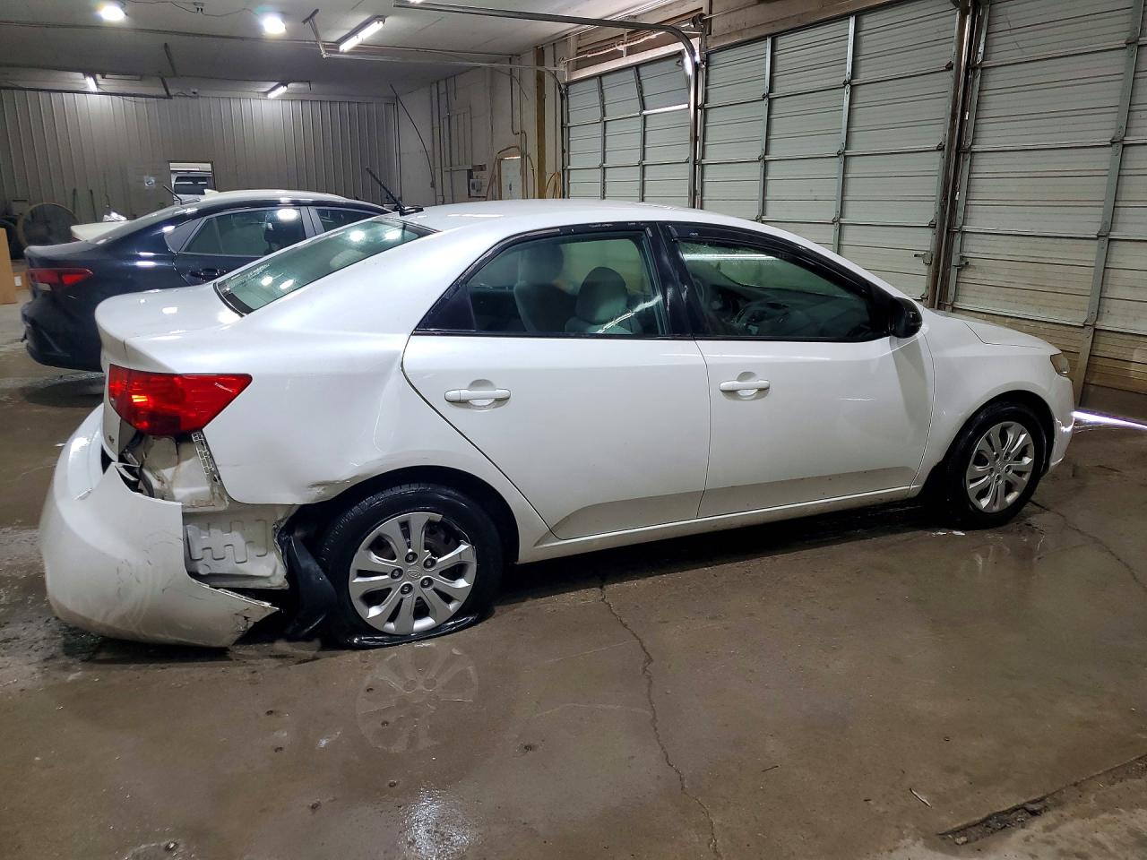 2011 Kia Forte Ex White vin: KNAFU4A2XB5424746