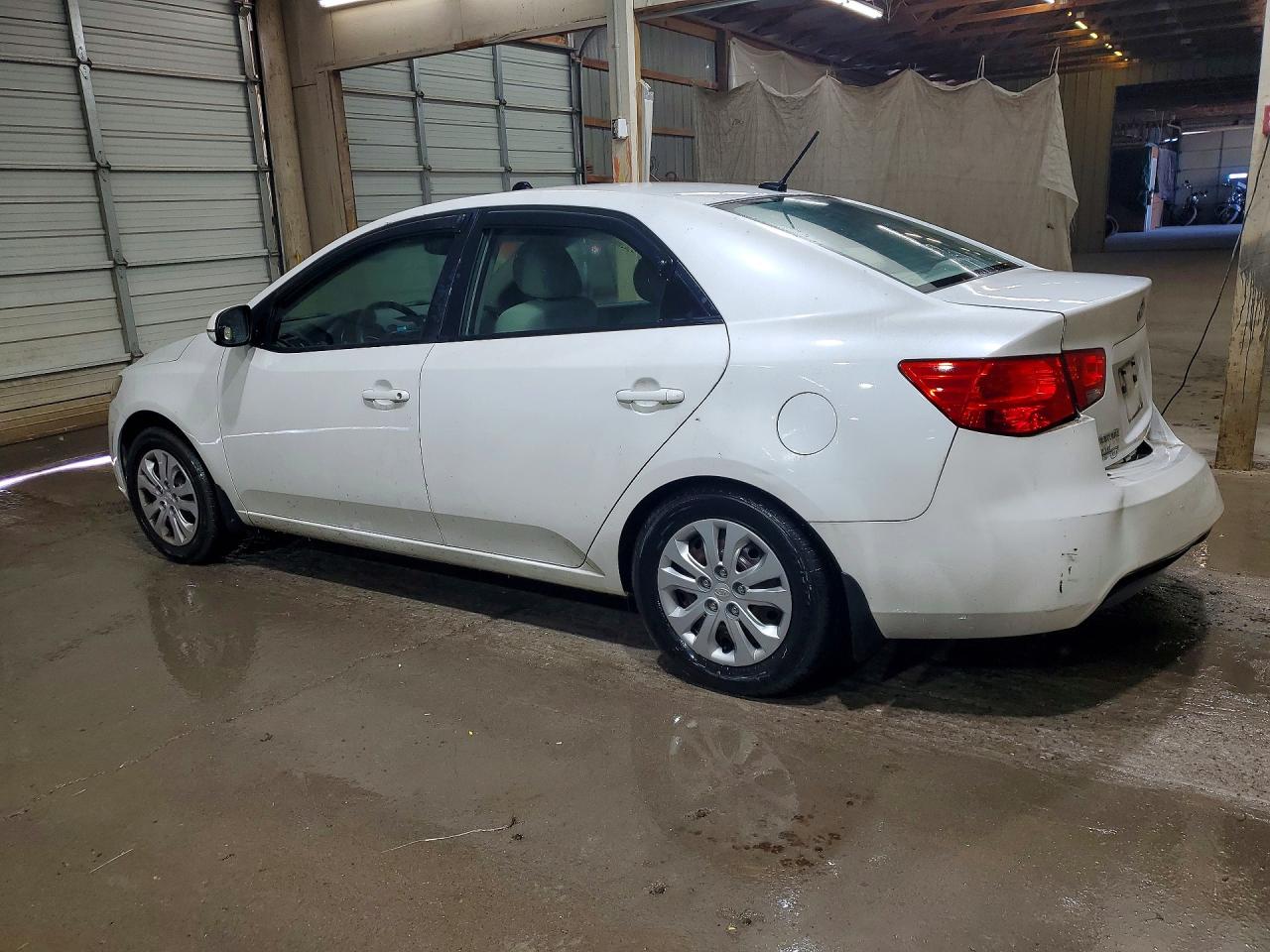 2011 Kia Forte Ex White vin: KNAFU4A2XB5424746