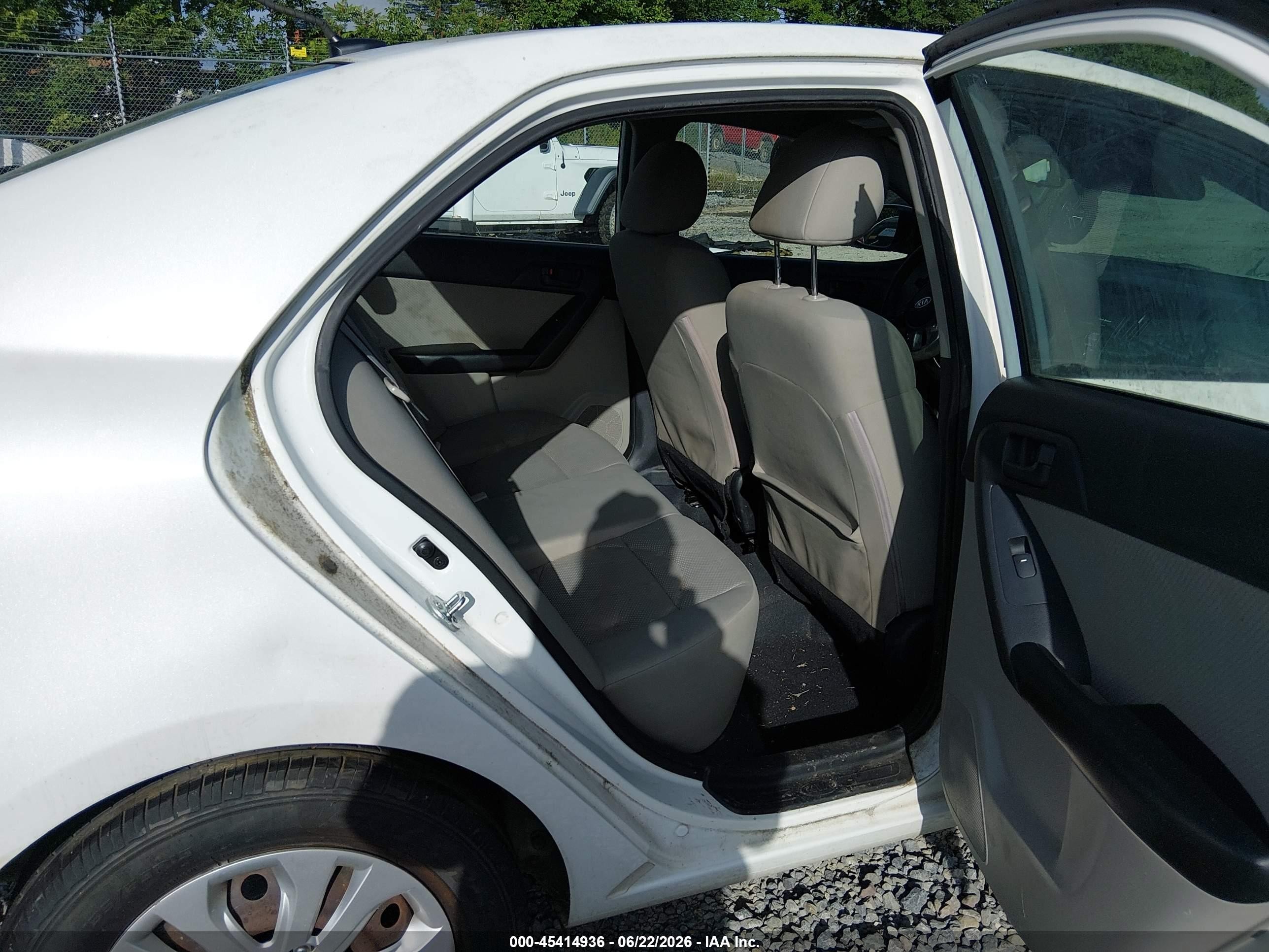 2012 Kia Forte Ex White vin: KNAFU4A2XC5478100