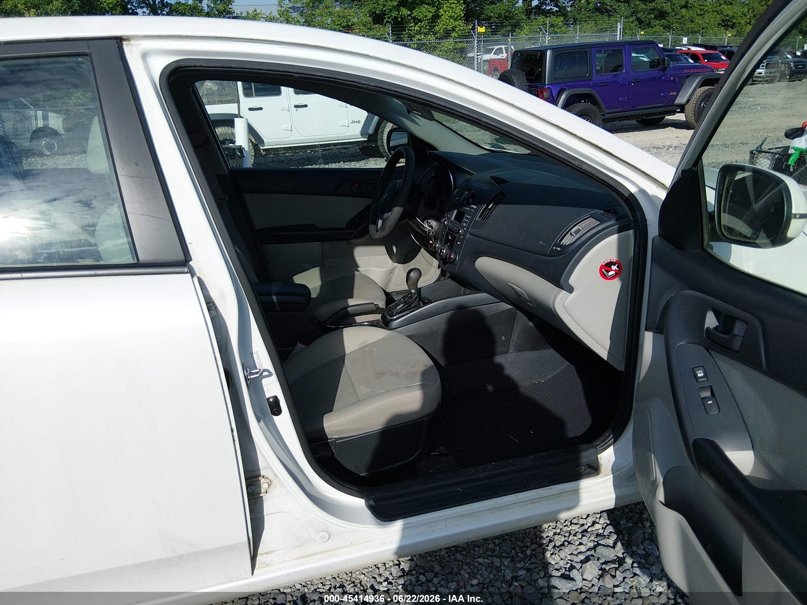 2012 Kia Forte Ex White vin: KNAFU4A2XC5478100