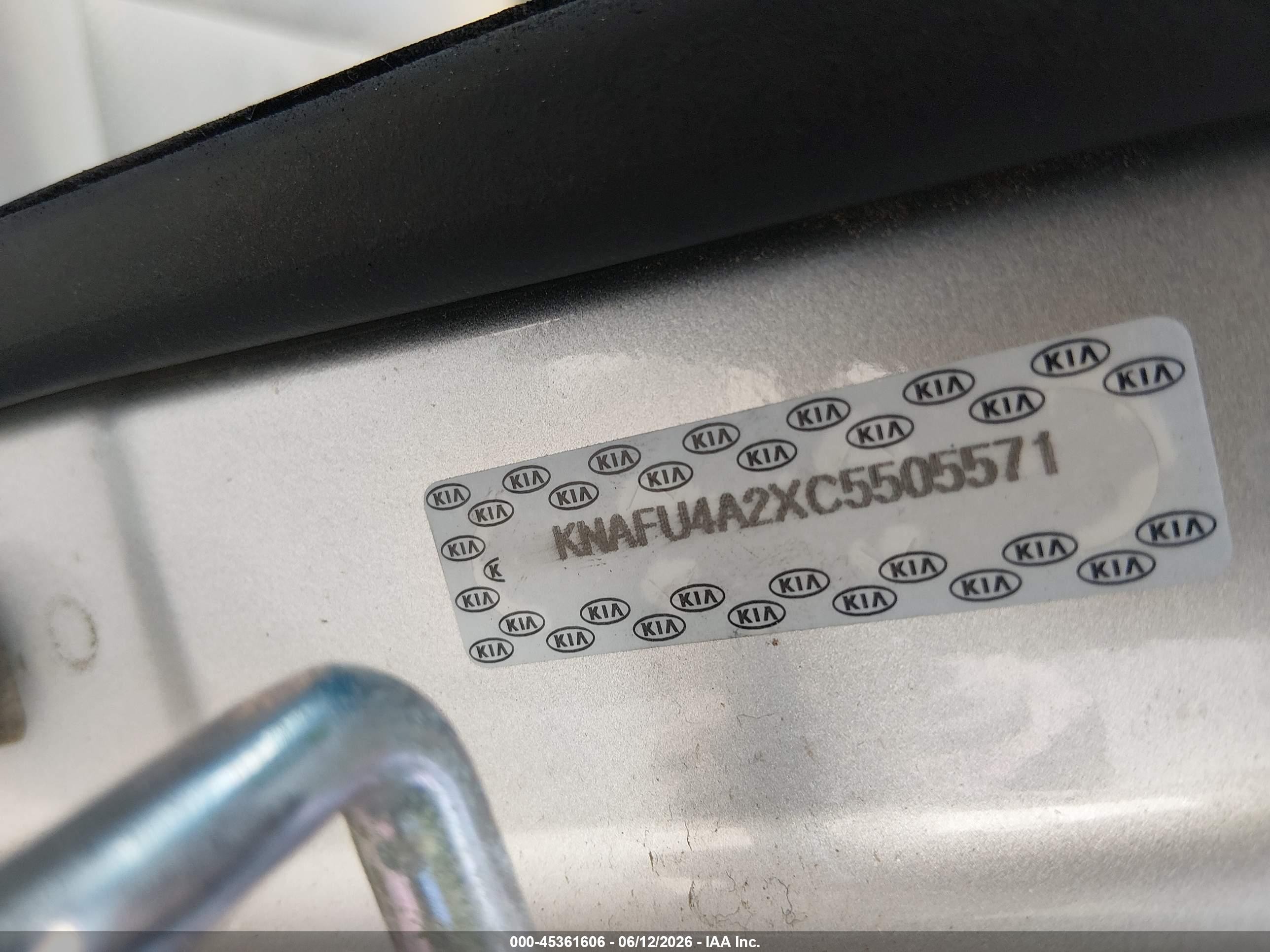2012 Kia Forte Ex Silver vin: KNAFU4A2XC5505571