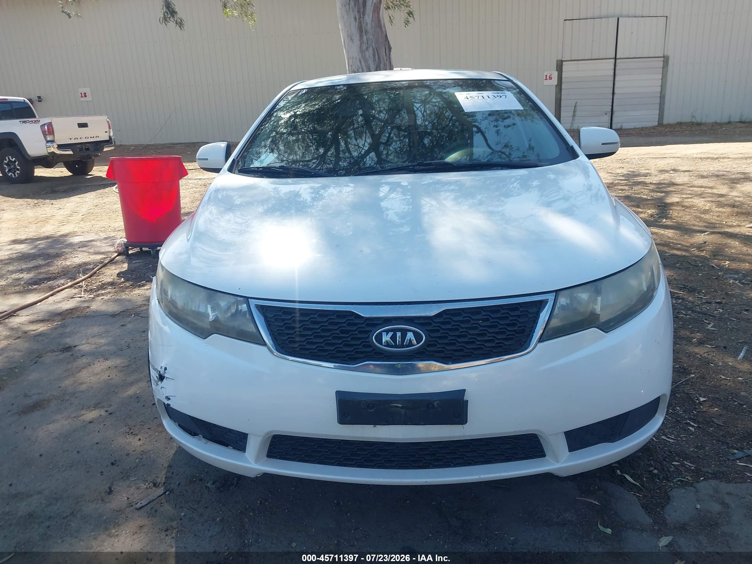 2013 Kia Forte Ex Белый vin: KNAFU4A2XD5688178