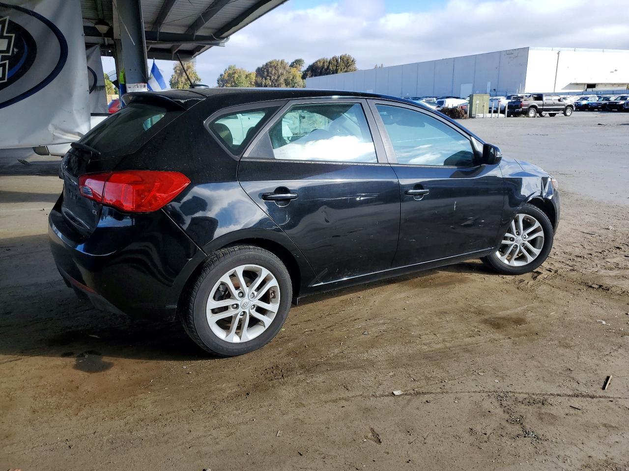 2011 Kia Forte5 Ex Black vin: KNAFU5A20B5453615