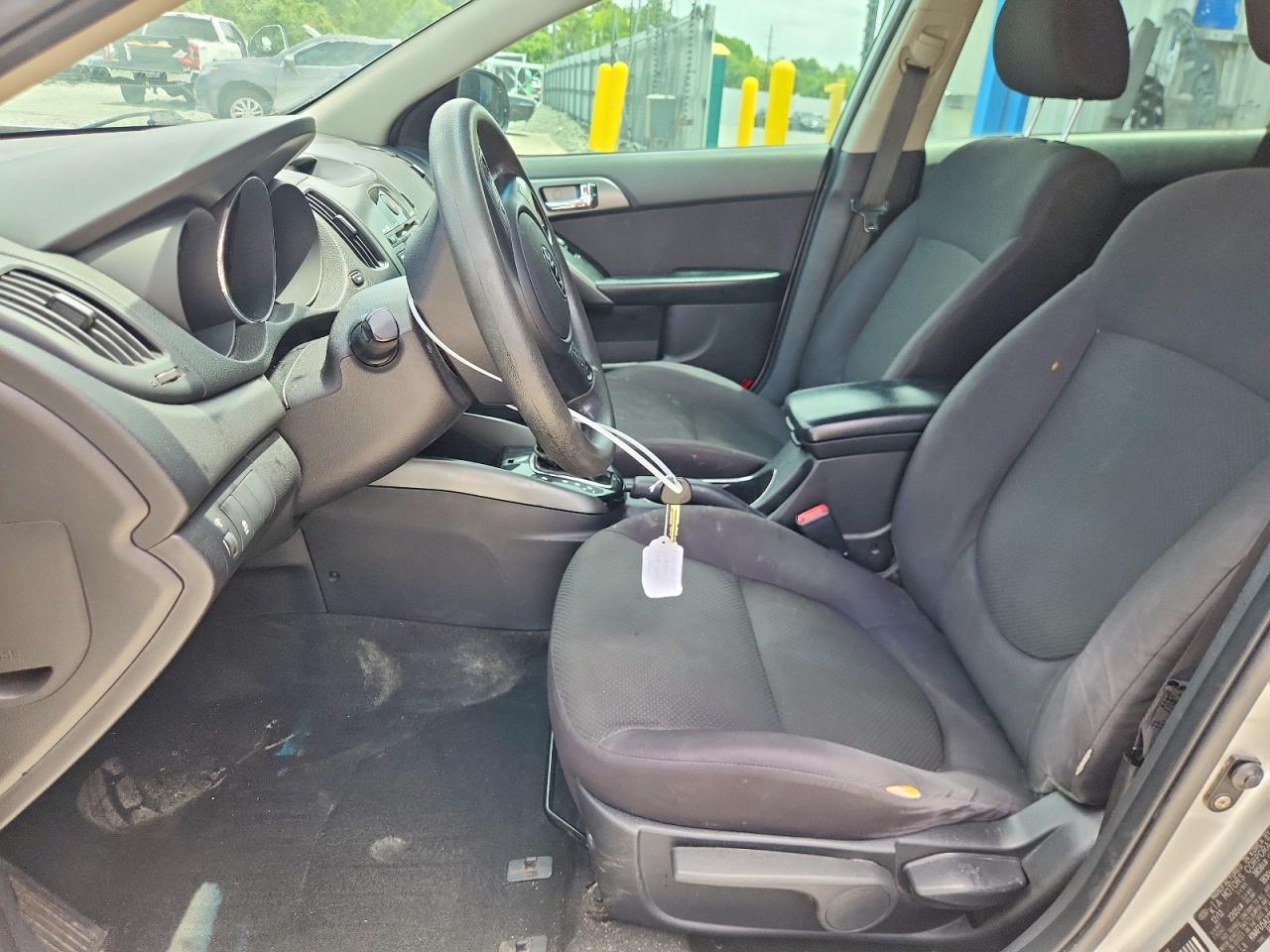 2013 Kia Forte5 Ex Silver vin: KNAFU5A22D5728291