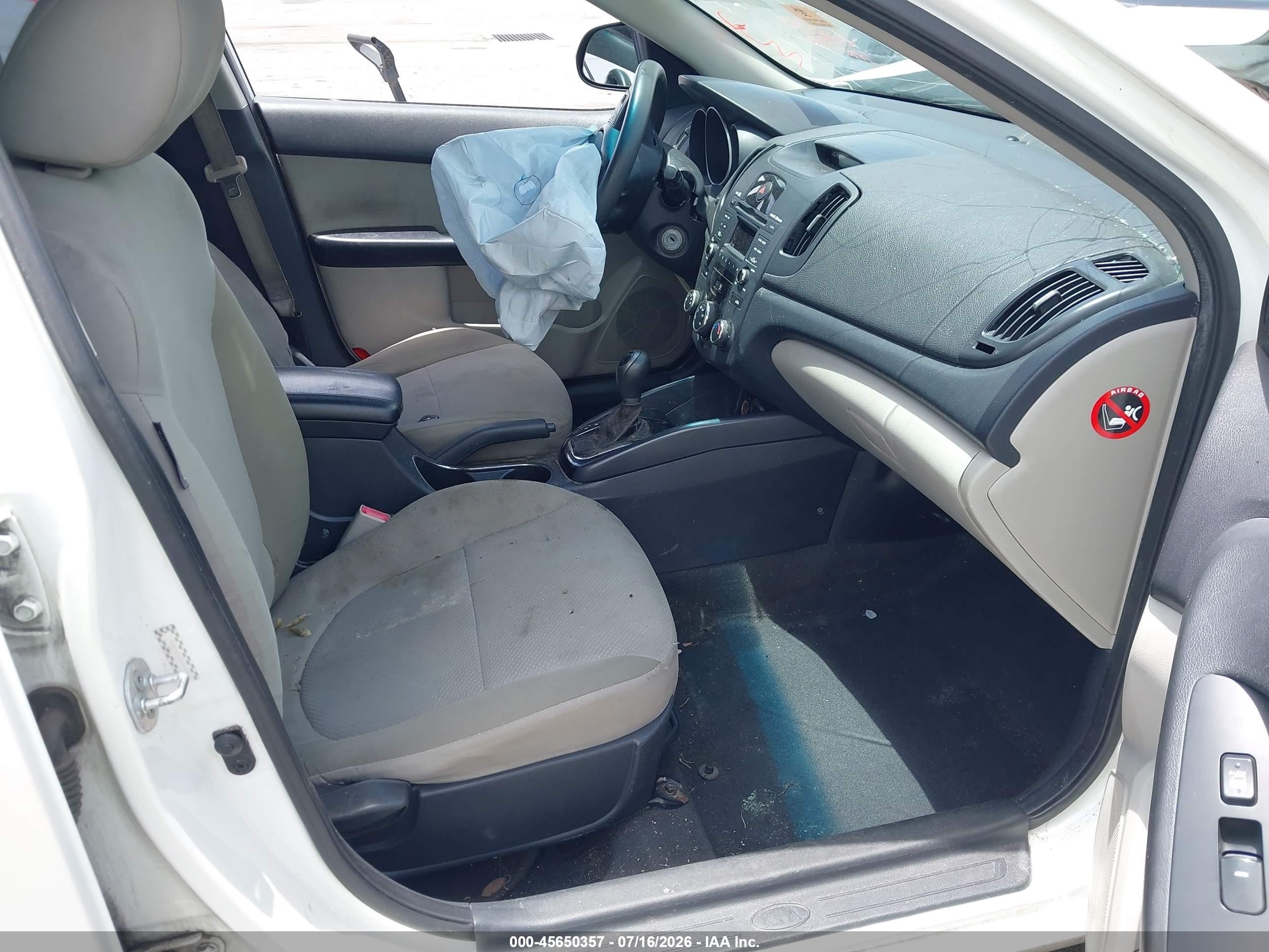 2011 Kia Forte Ex Белый vin: KNAFU5A23B5362290