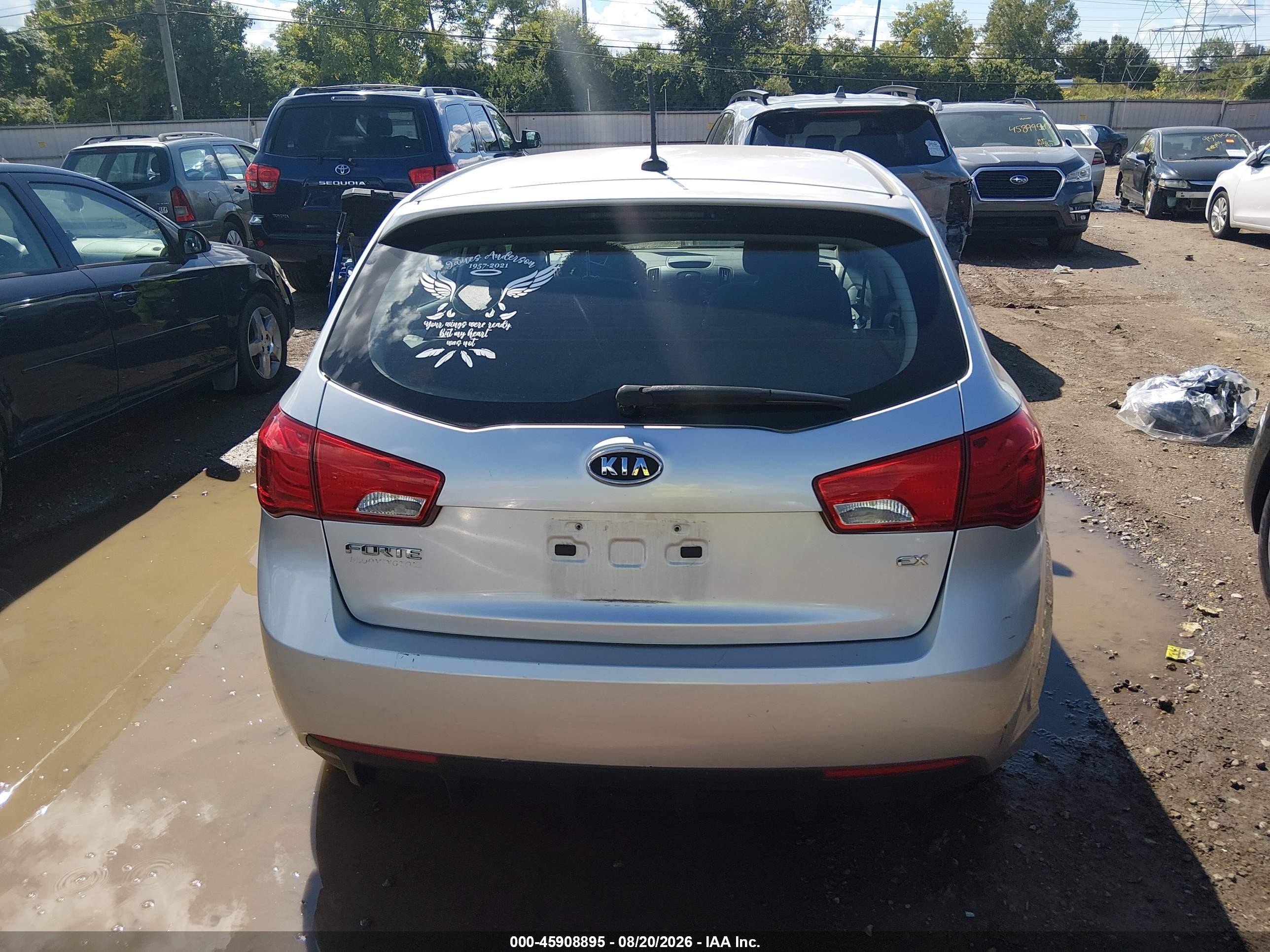 2011 Kia Forte Ex Серебряный vin: KNAFU5A25B5377857