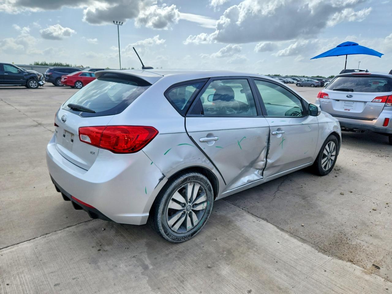 2013 Kia Forte Ex Серебряный vin: KNAFU5A25D5655143