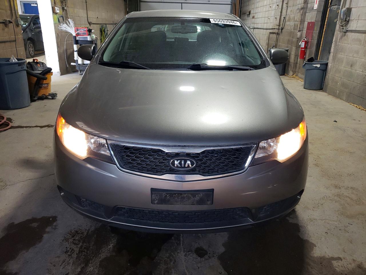 2011 Kia Forte5 Ex Серебряный vin: KNAFU5A26B5401504