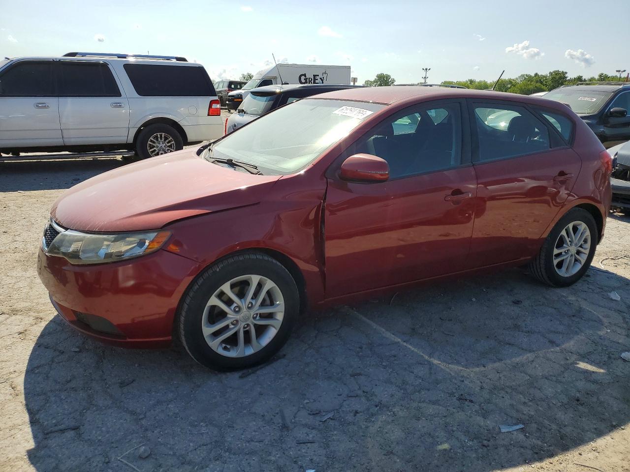 2011 Kia Forte5 Ex Красный vin: KNAFU5A26B5402927