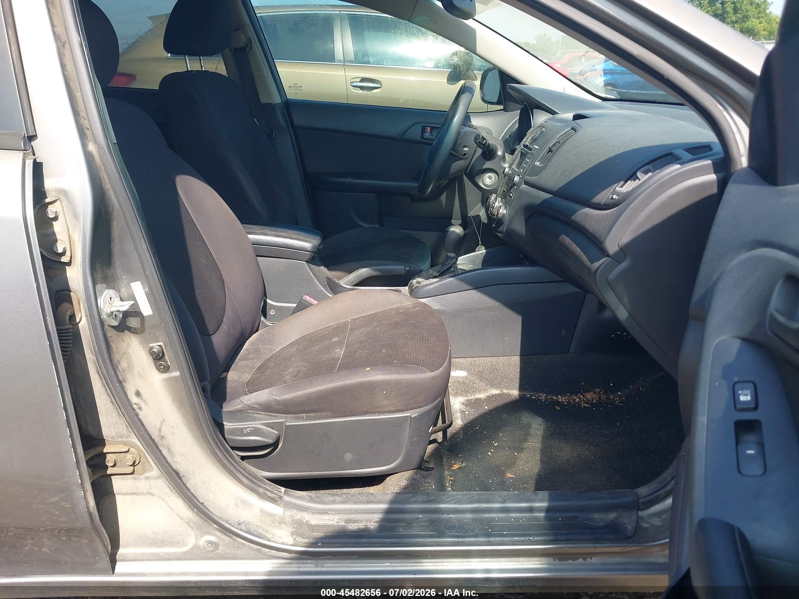 2011 Kia Forte Ex Brown vin: KNAFU5A26B5444028