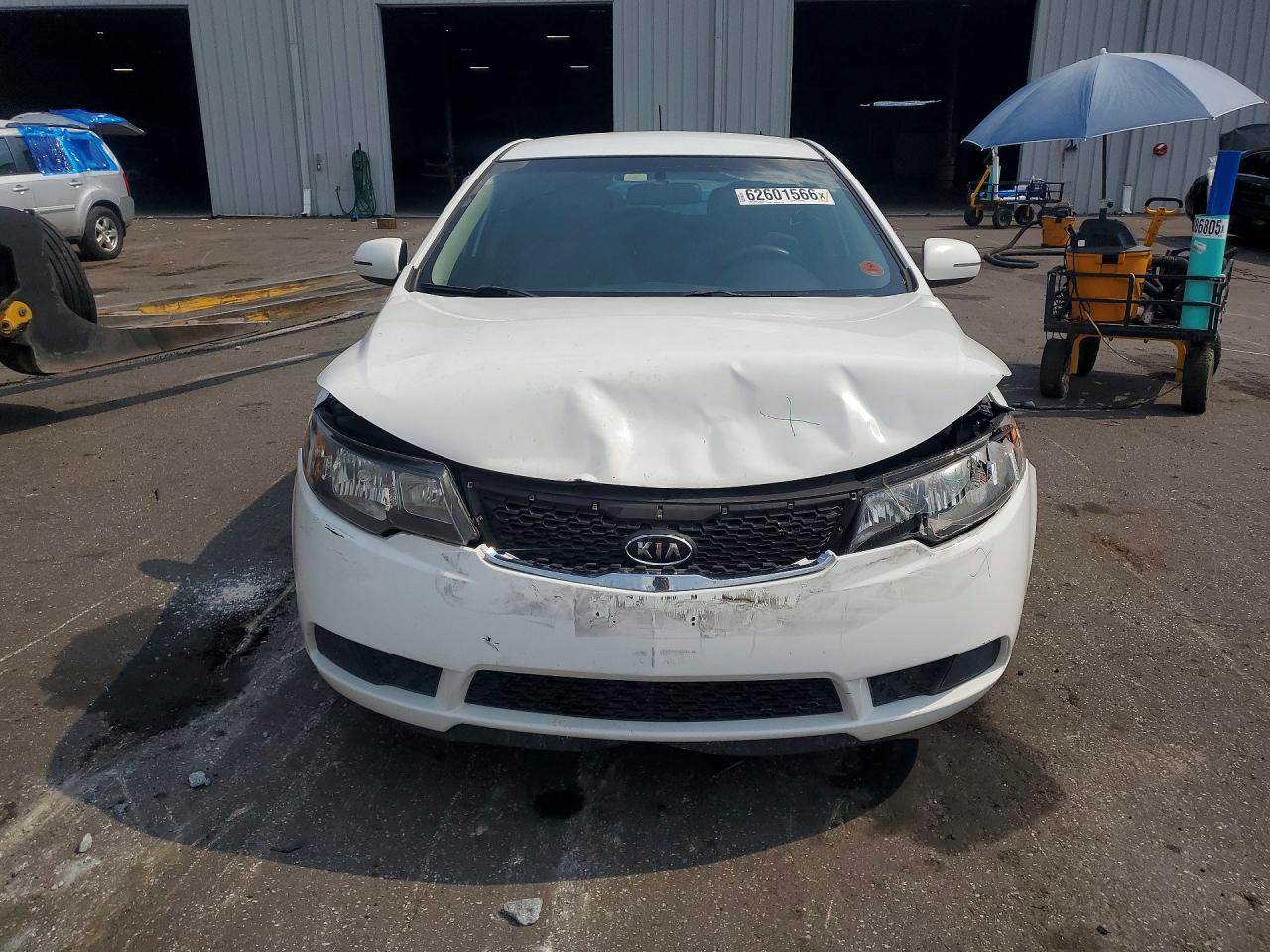 2012 Kia Forte5 Ex White vin: KNAFU5A27C5635197