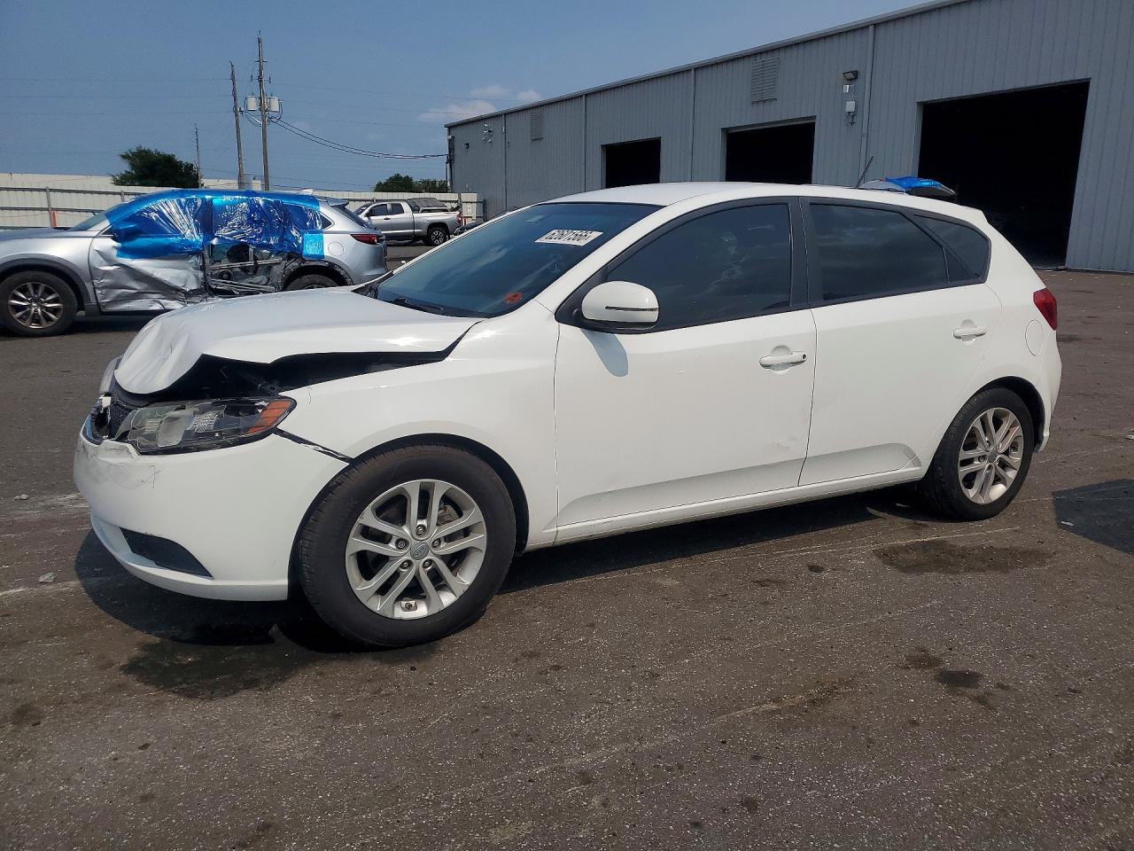2012 Kia Forte5 Ex White vin: KNAFU5A27C5635197