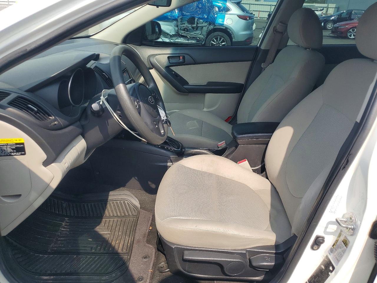 2012 Kia Forte5 Ex White vin: KNAFU5A27C5635197