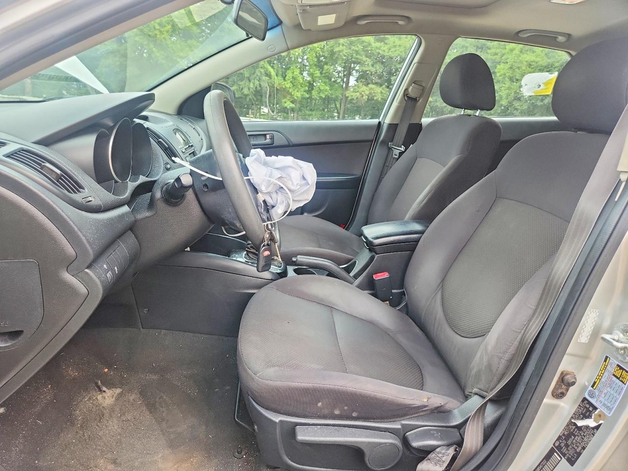 2011 Kia Forte5 Ex Silver vin: KNAFU5A2XB5417222