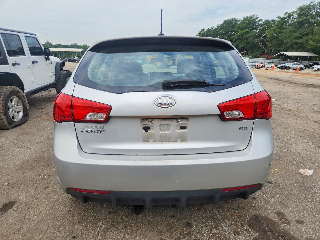 2011 Kia Forte5 Ex Silver vin: KNAFU5A2XB5417222