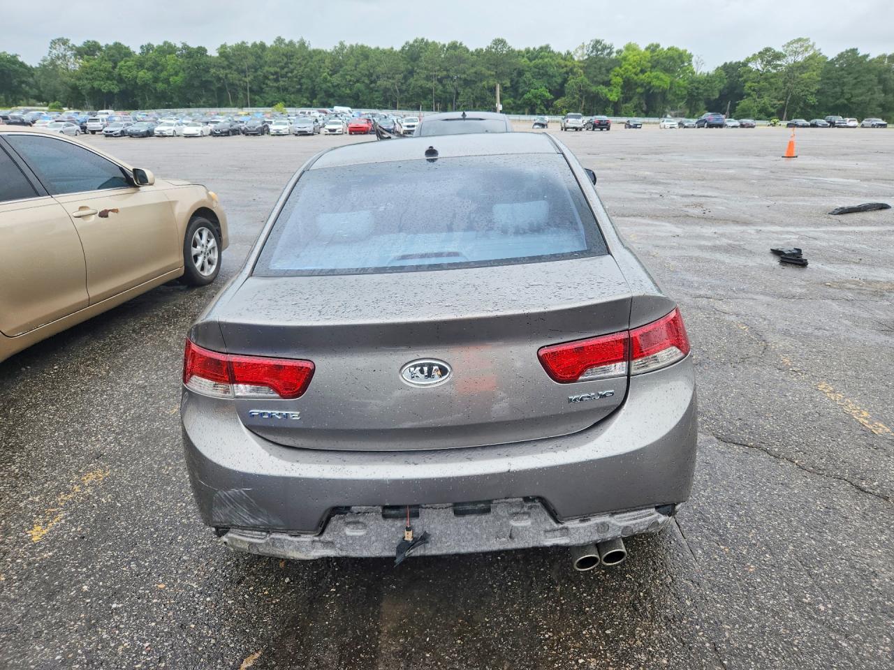2010 Kia Forte Ex Gray vin: KNAFU6A20A5121601