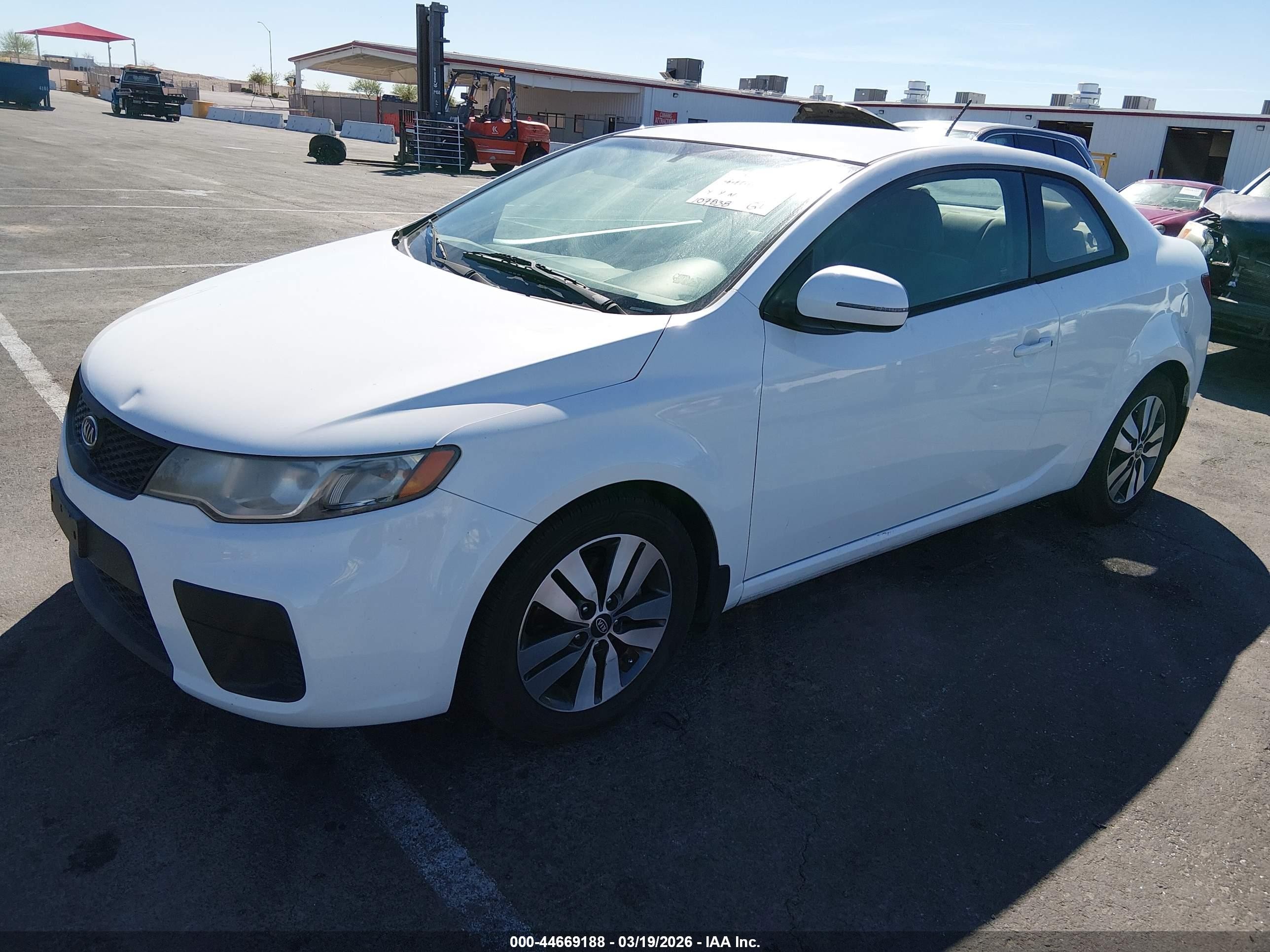 2013 Kia Forte Koup Ex White vin: KNAFU6A21D5708572