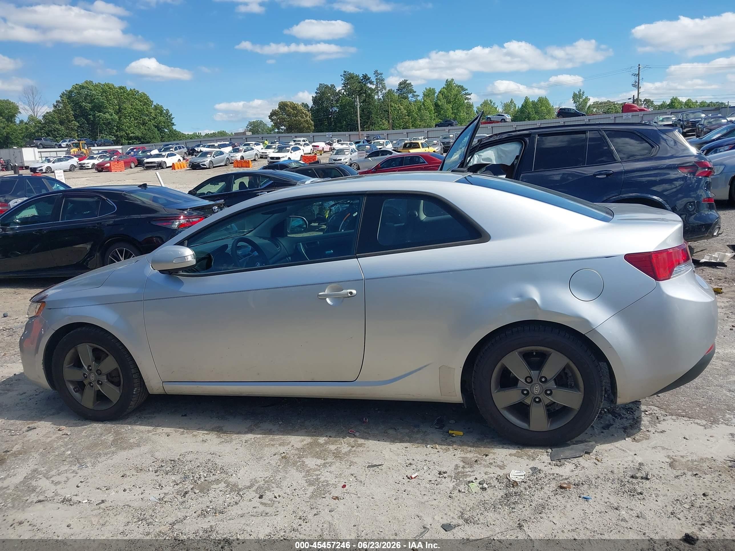 2010 Kia Forte Koup Ex Gray vin: KNAFU6A27A5276467
